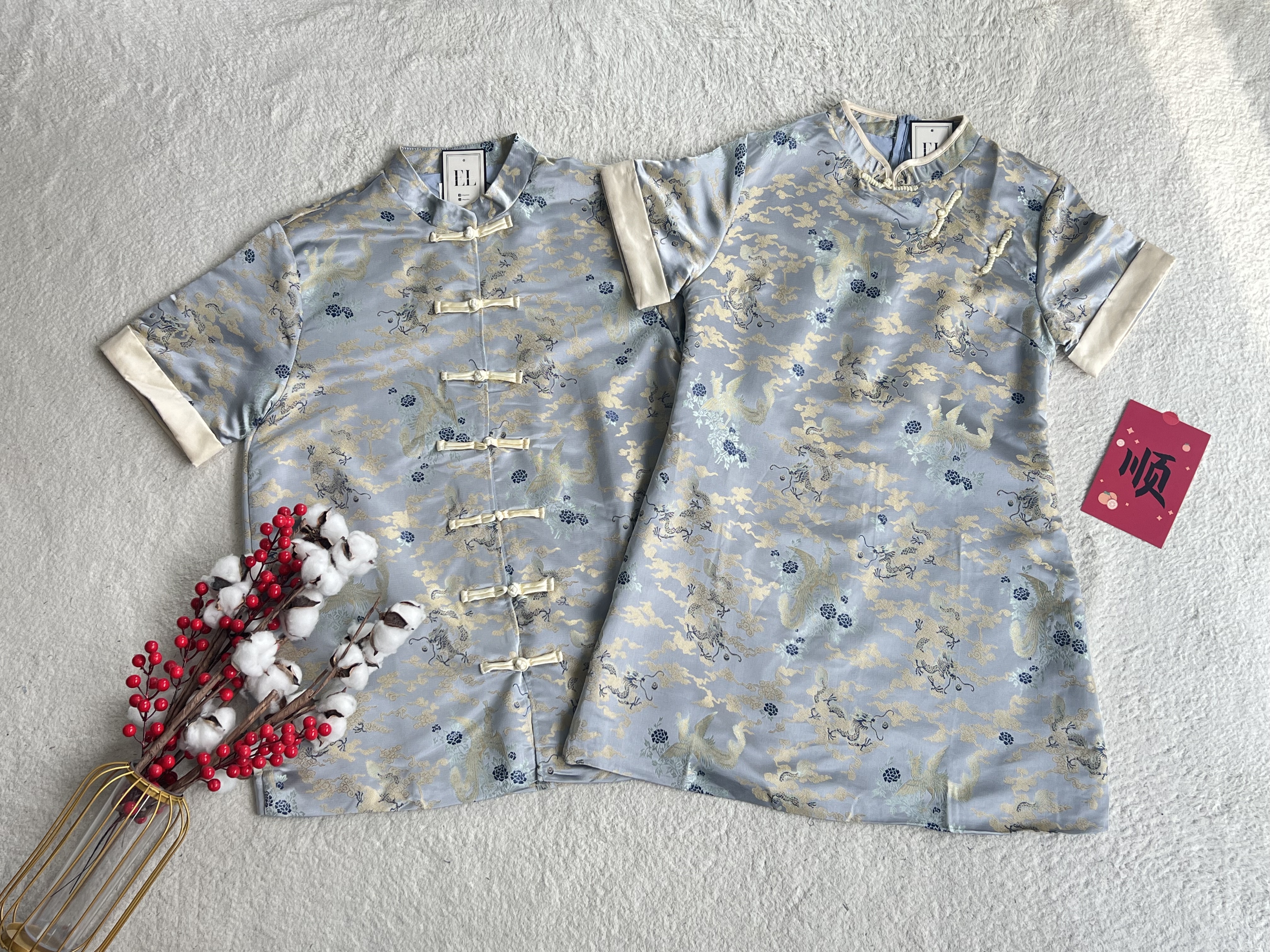 （情侣-女） 清秀缎面刺绣连身裙旗袍.