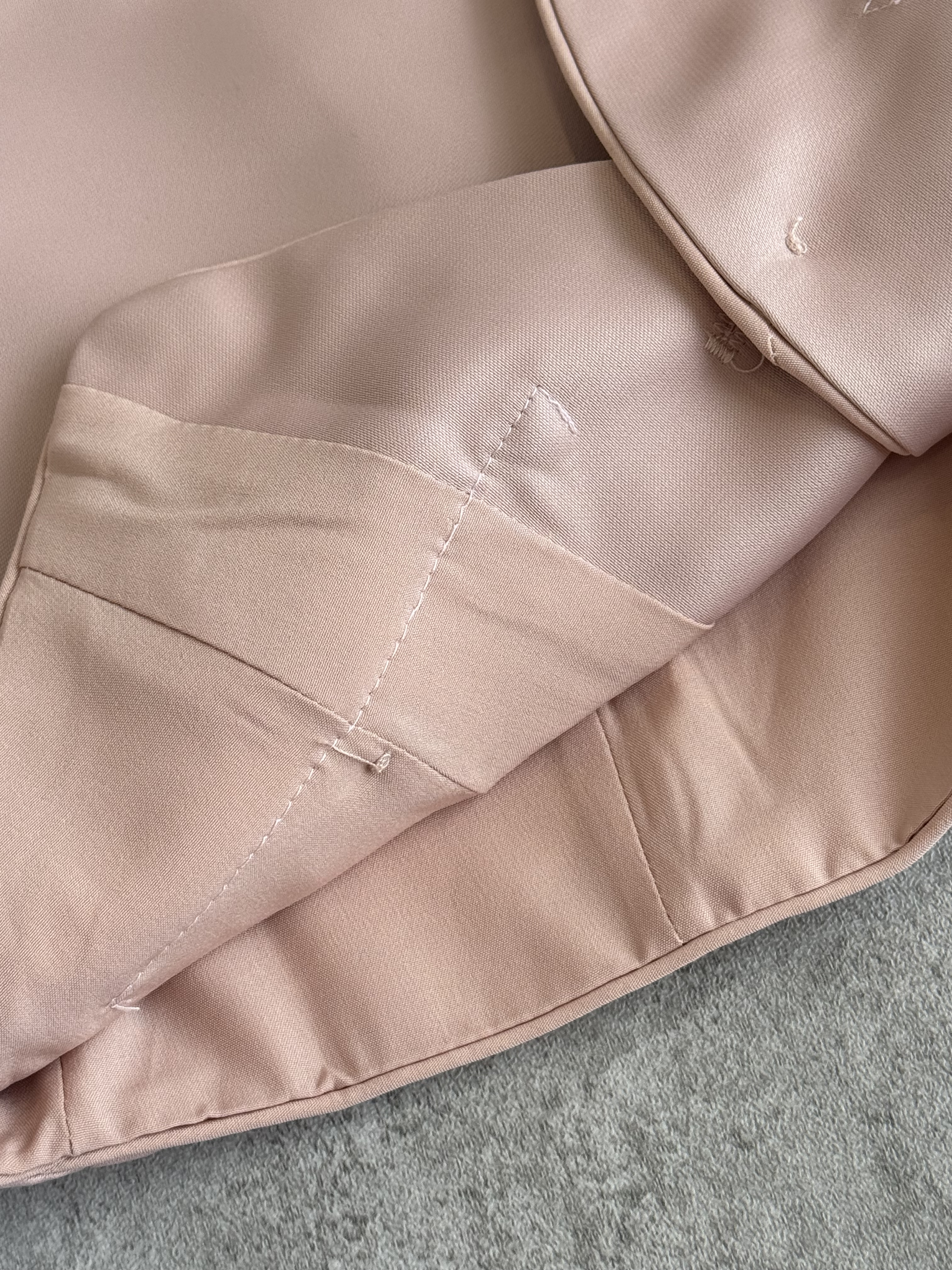 管乐家风光面短裙午休无袖套装 