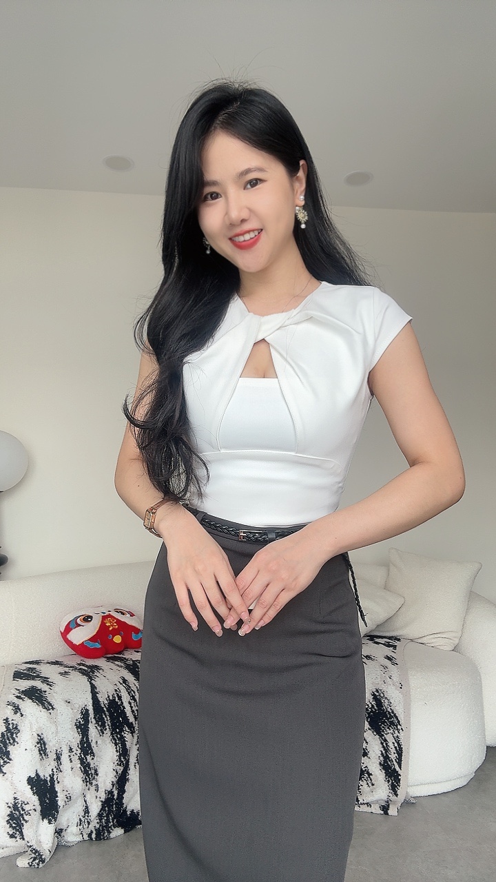 哑面半袖卷领Top