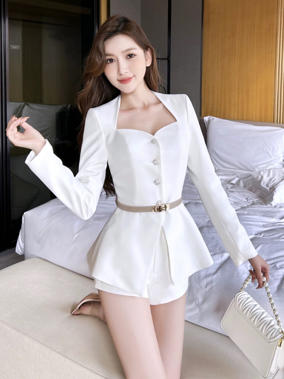 复古三角领长袖短裤套装-副送腰带