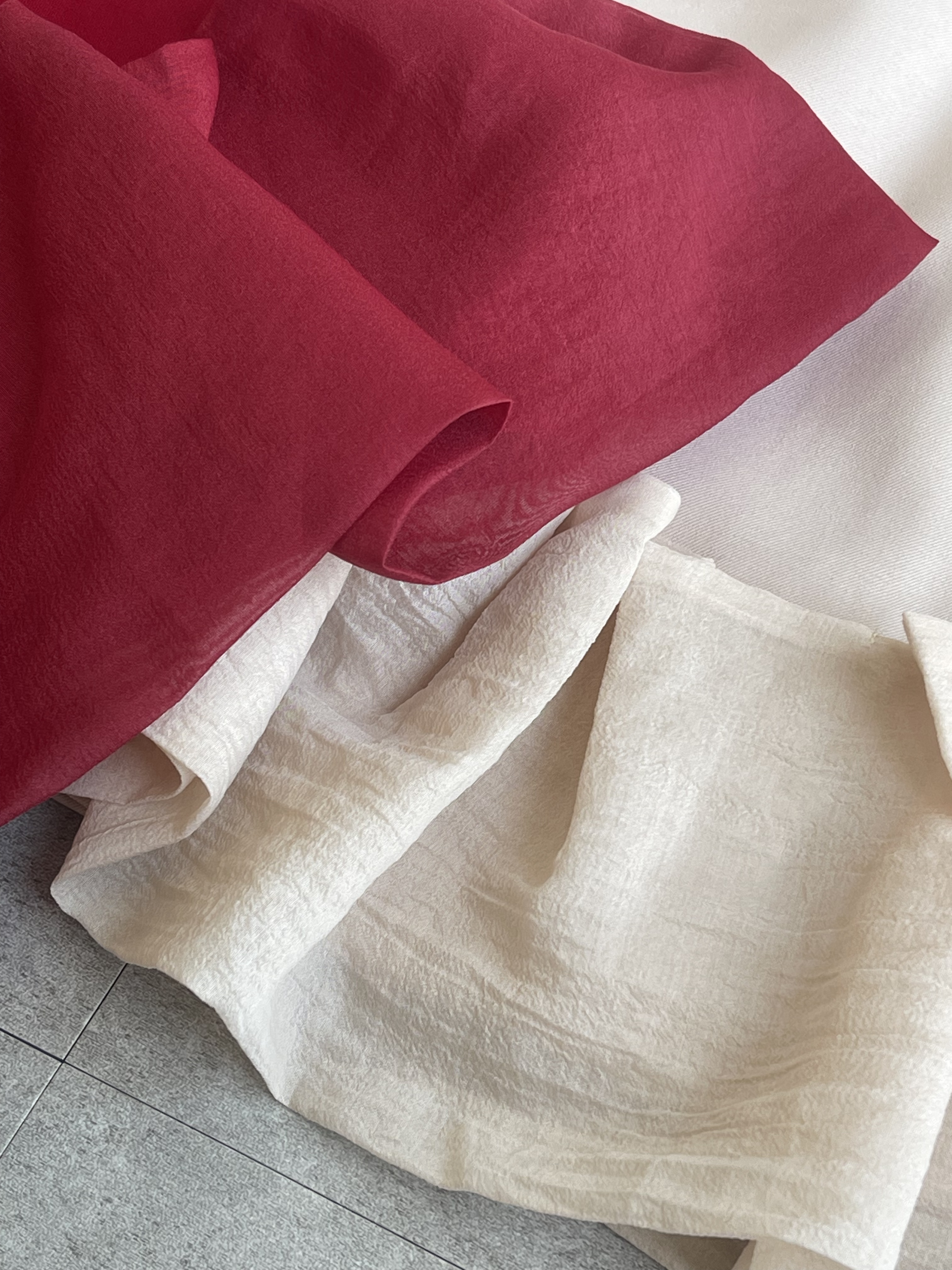 名媛水晶百褶纱尾短袖Dinner Dress