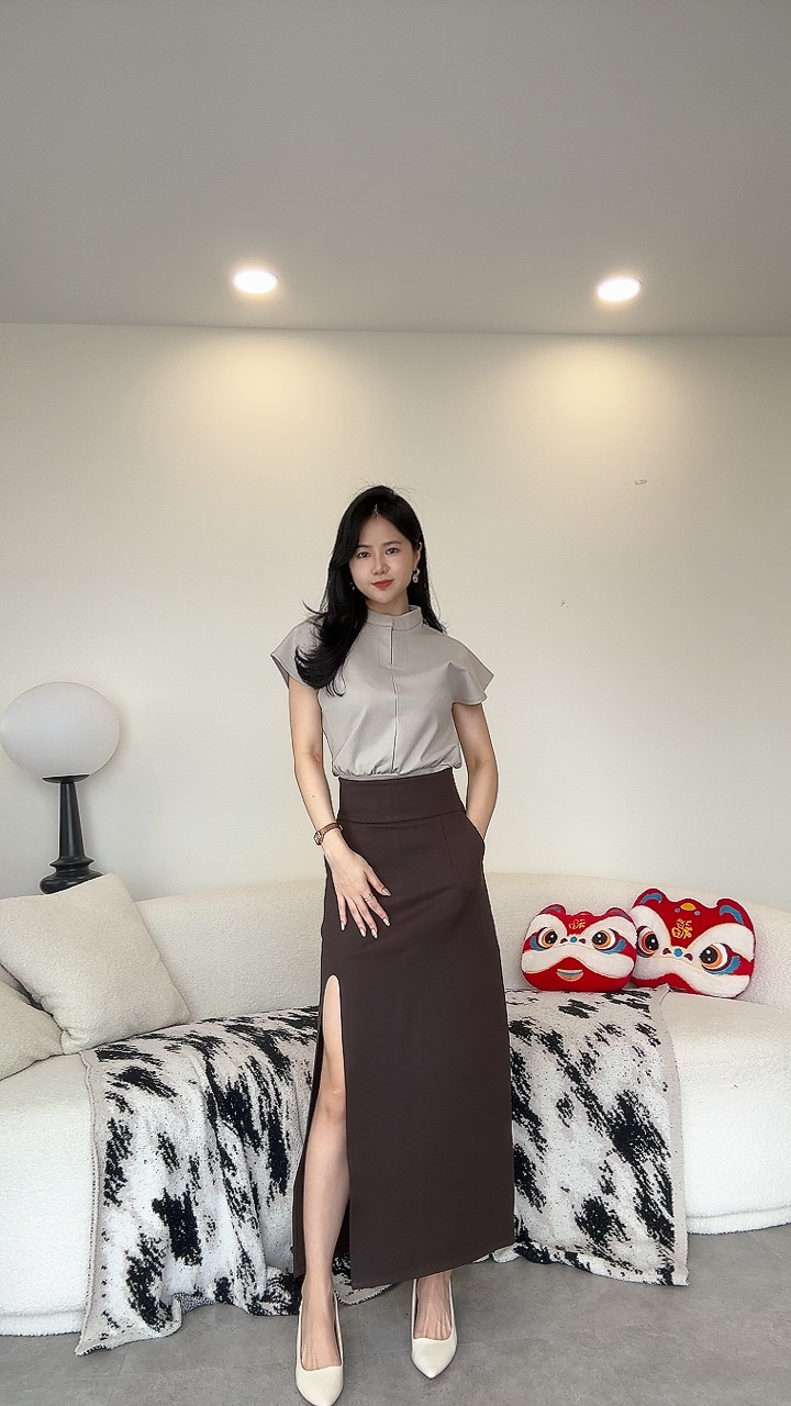 显瘦厚腰版罗马料侧开衩长裙