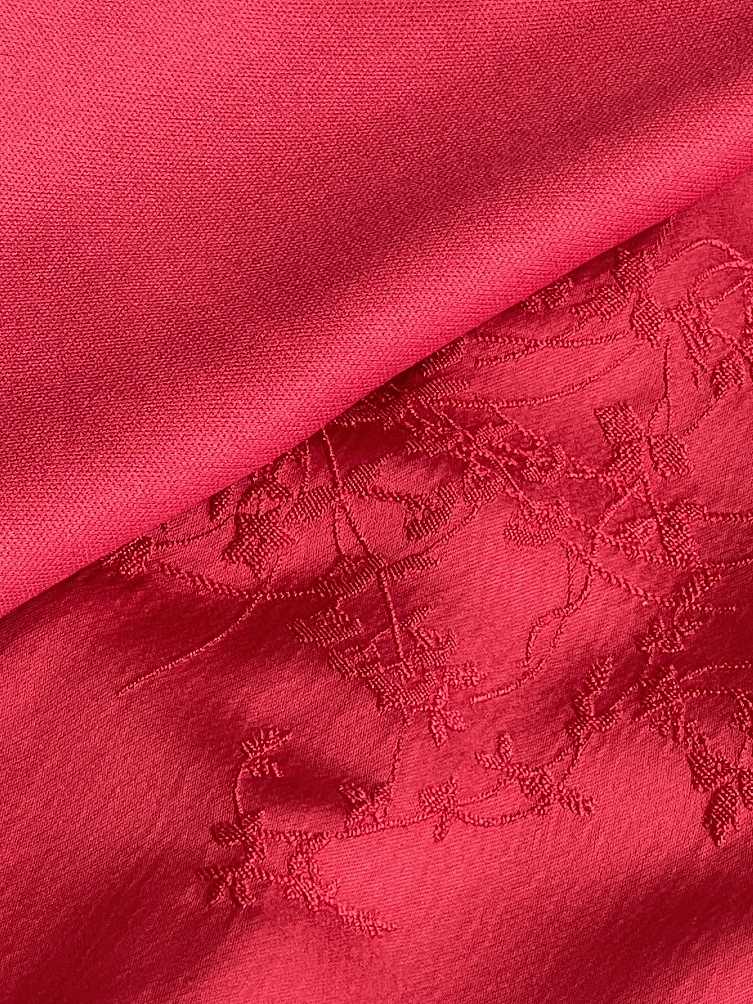 《新年》高级皱纹理压花削尖旗袍Top