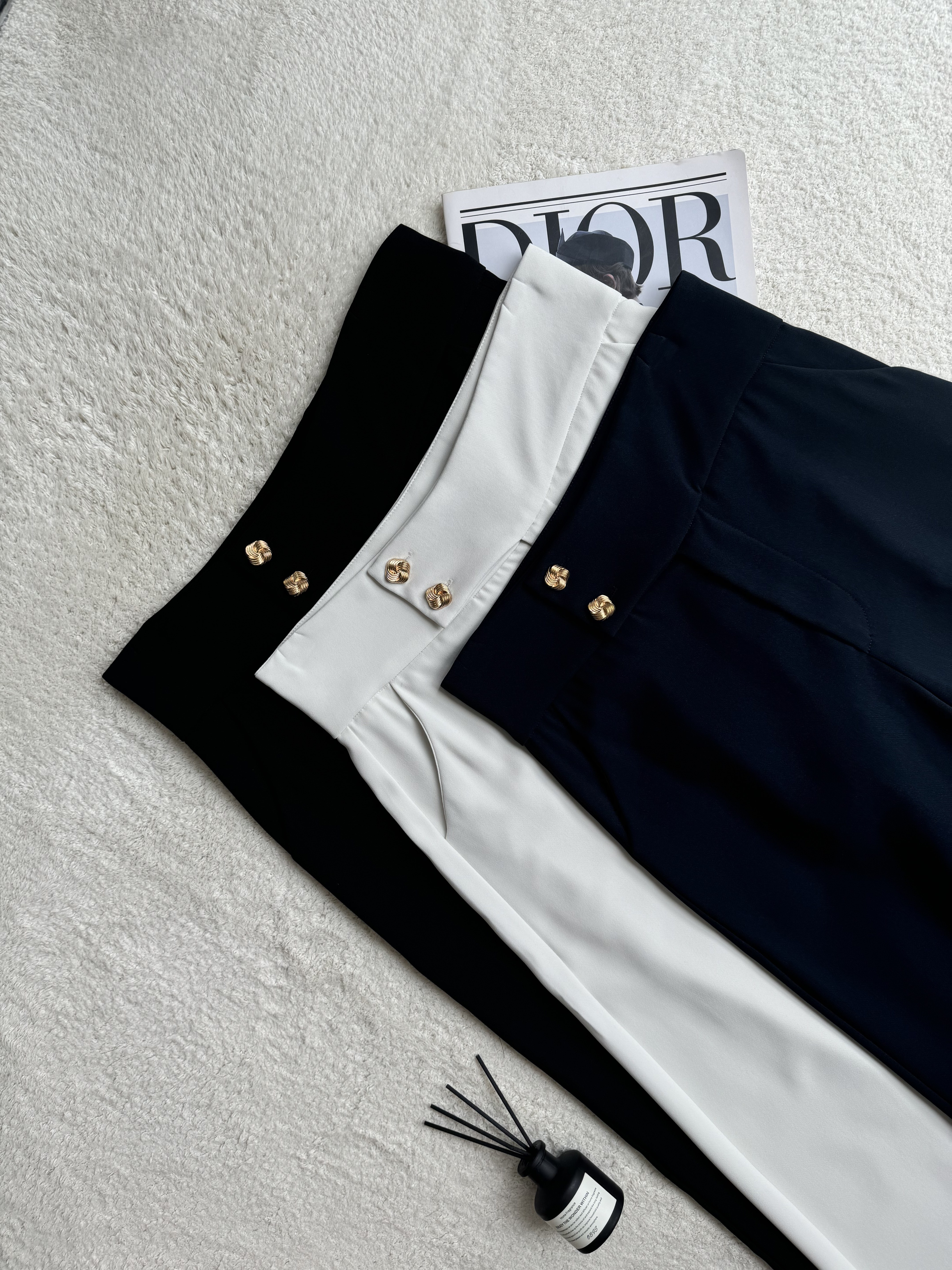 通勤金扣滑面直筒阔腿裤