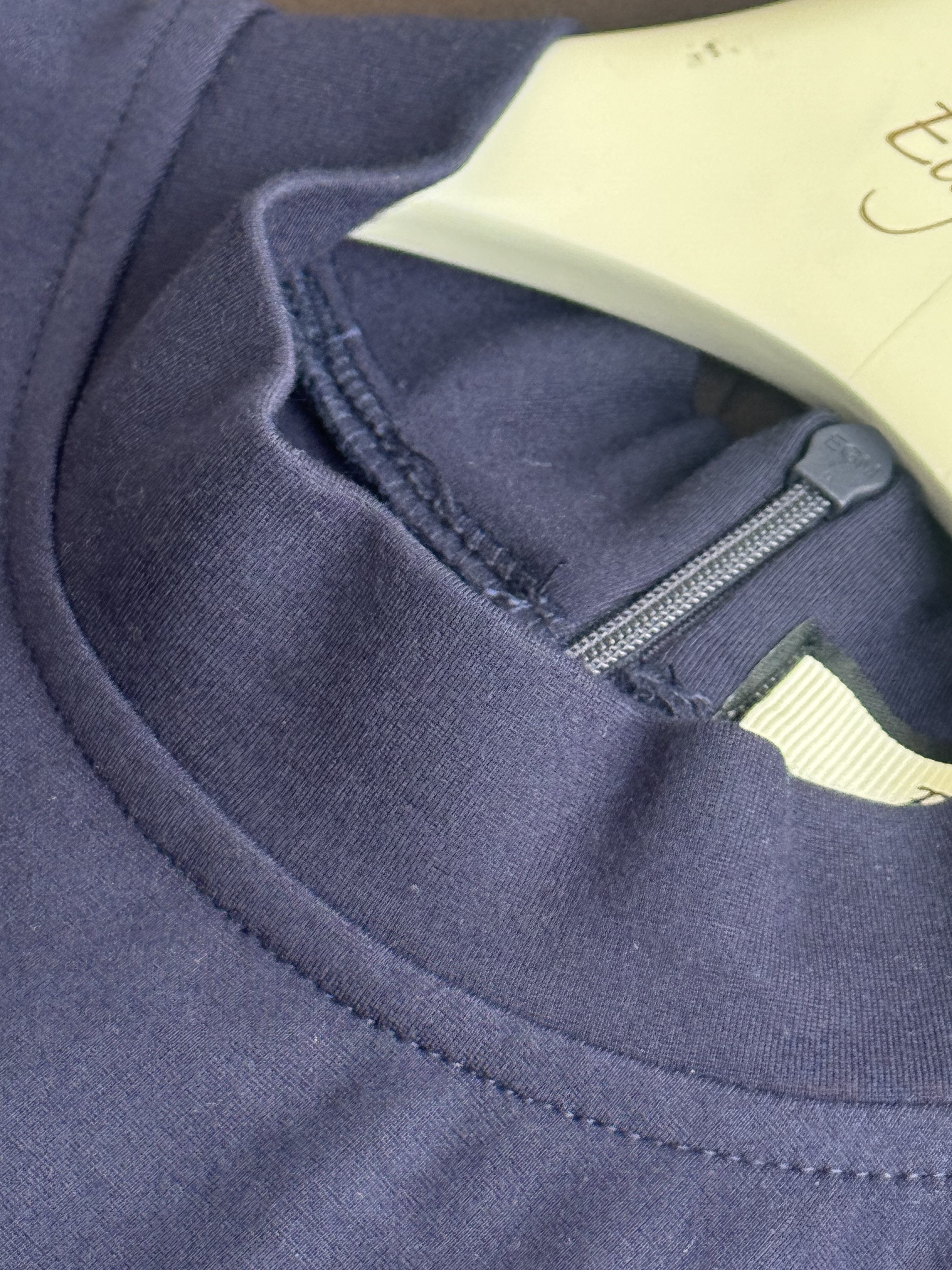 罗马料厚圆领连身裙（腰带）