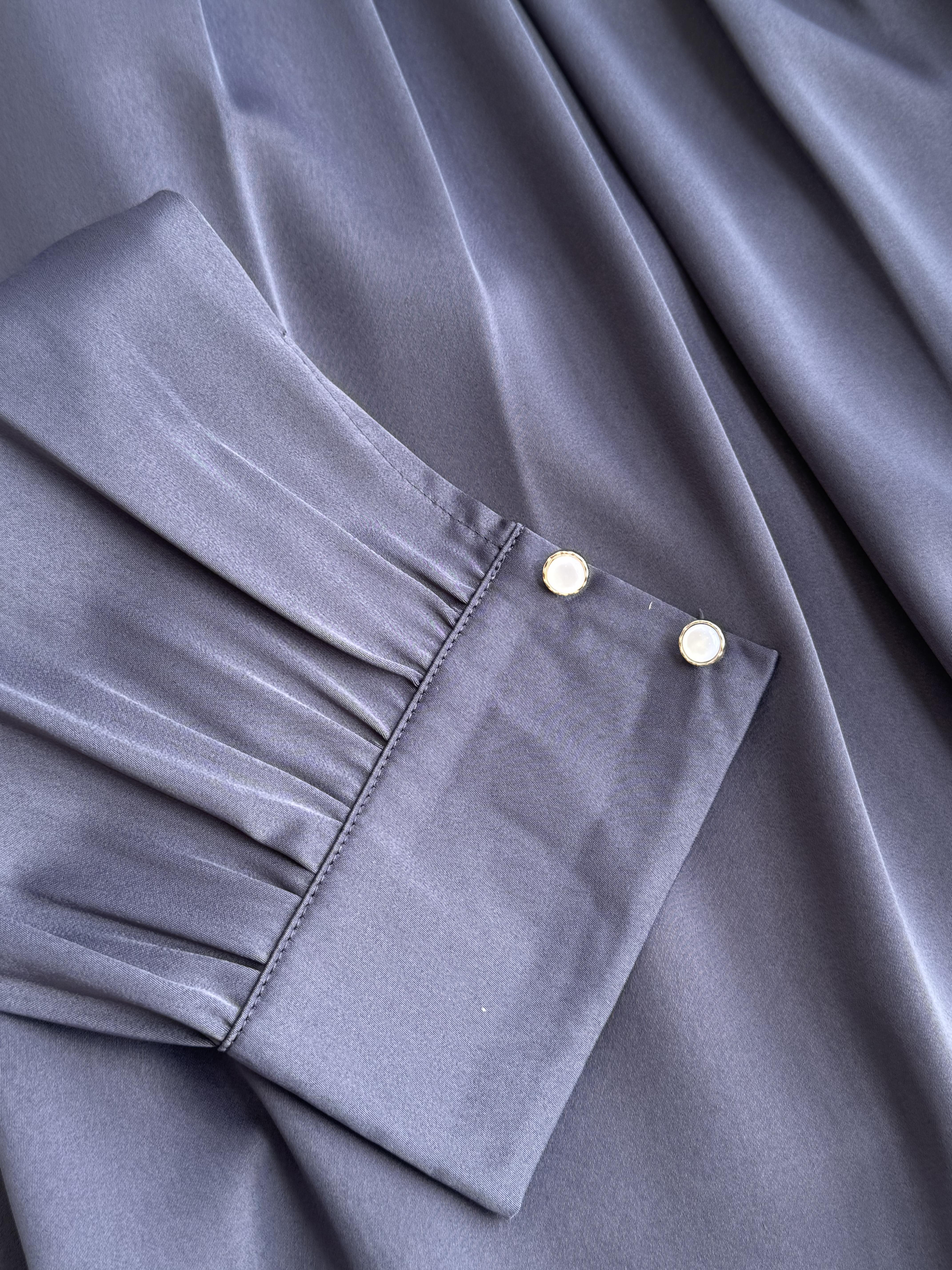 缎面知性高领长袖Top 