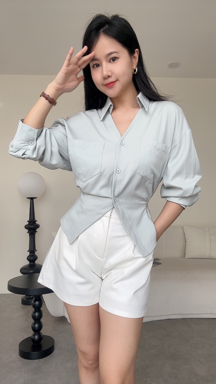 软麻感修腰设计V领长袖衬衫