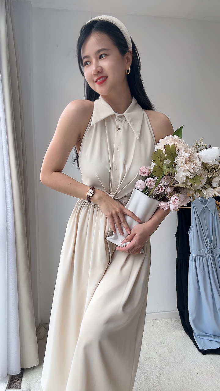气质挂脖无袖连衣裙