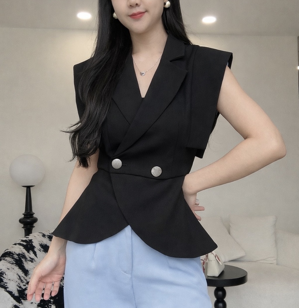 《高端系》女总风直角修腰翻领Top