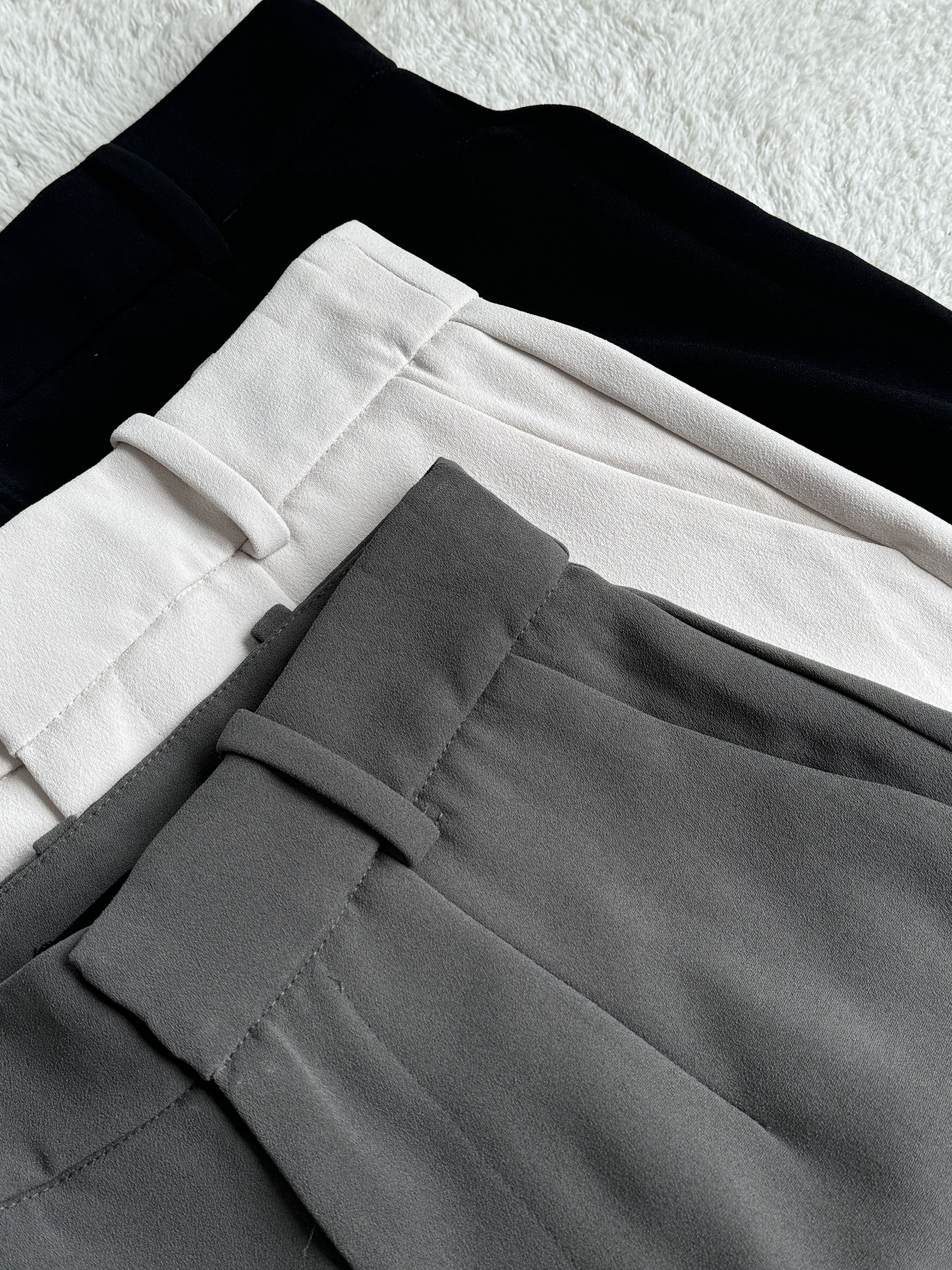 砂布质感垂直长裤