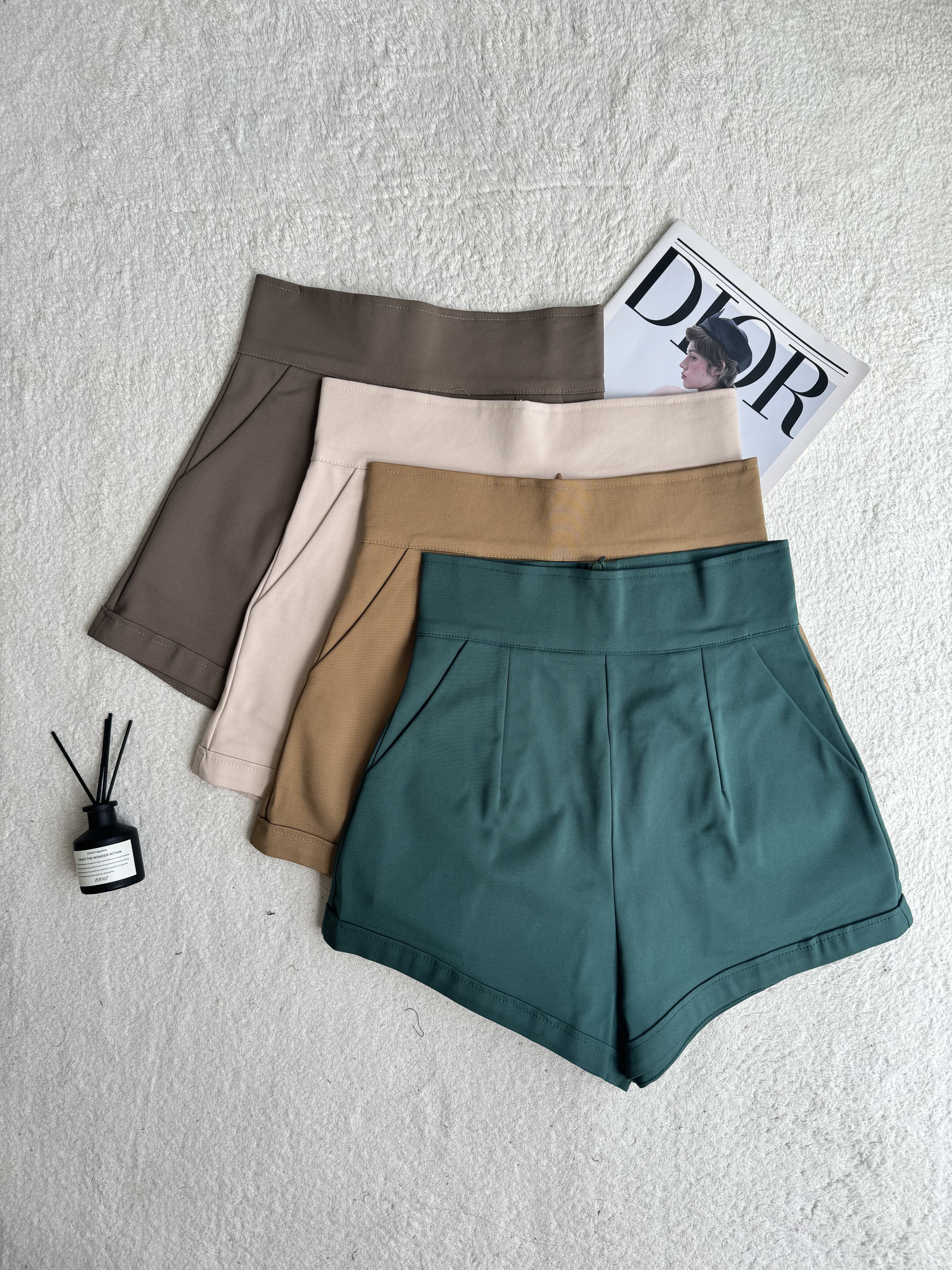 锦棉厚腰线斜边短裤