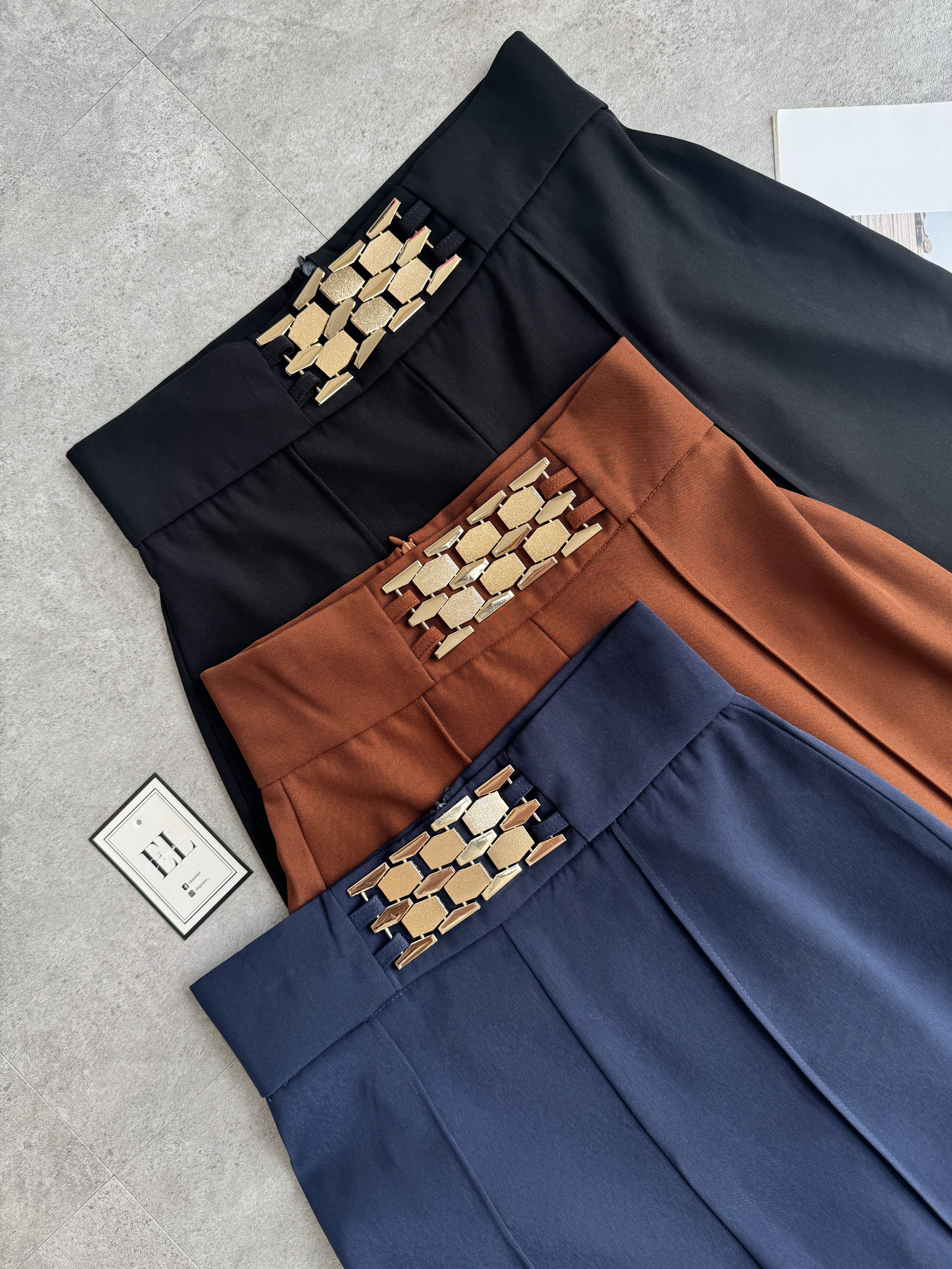 粗金带直线阔腿裤