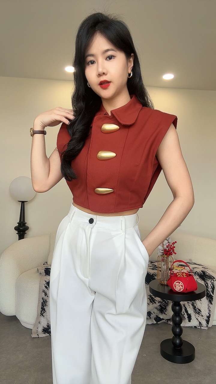 个性大椭圆金扣过肩袖Top