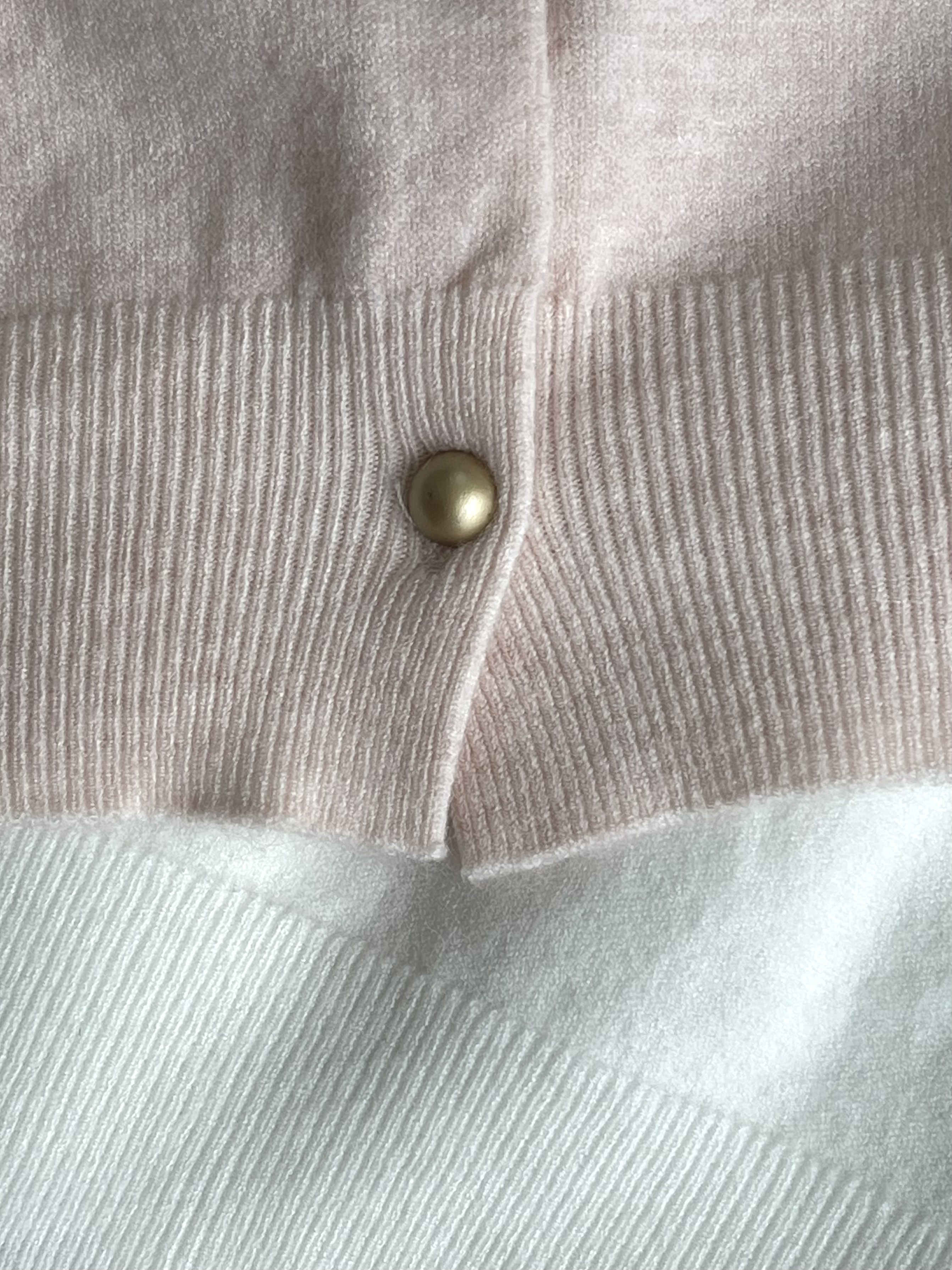 针织金纽Cardigan