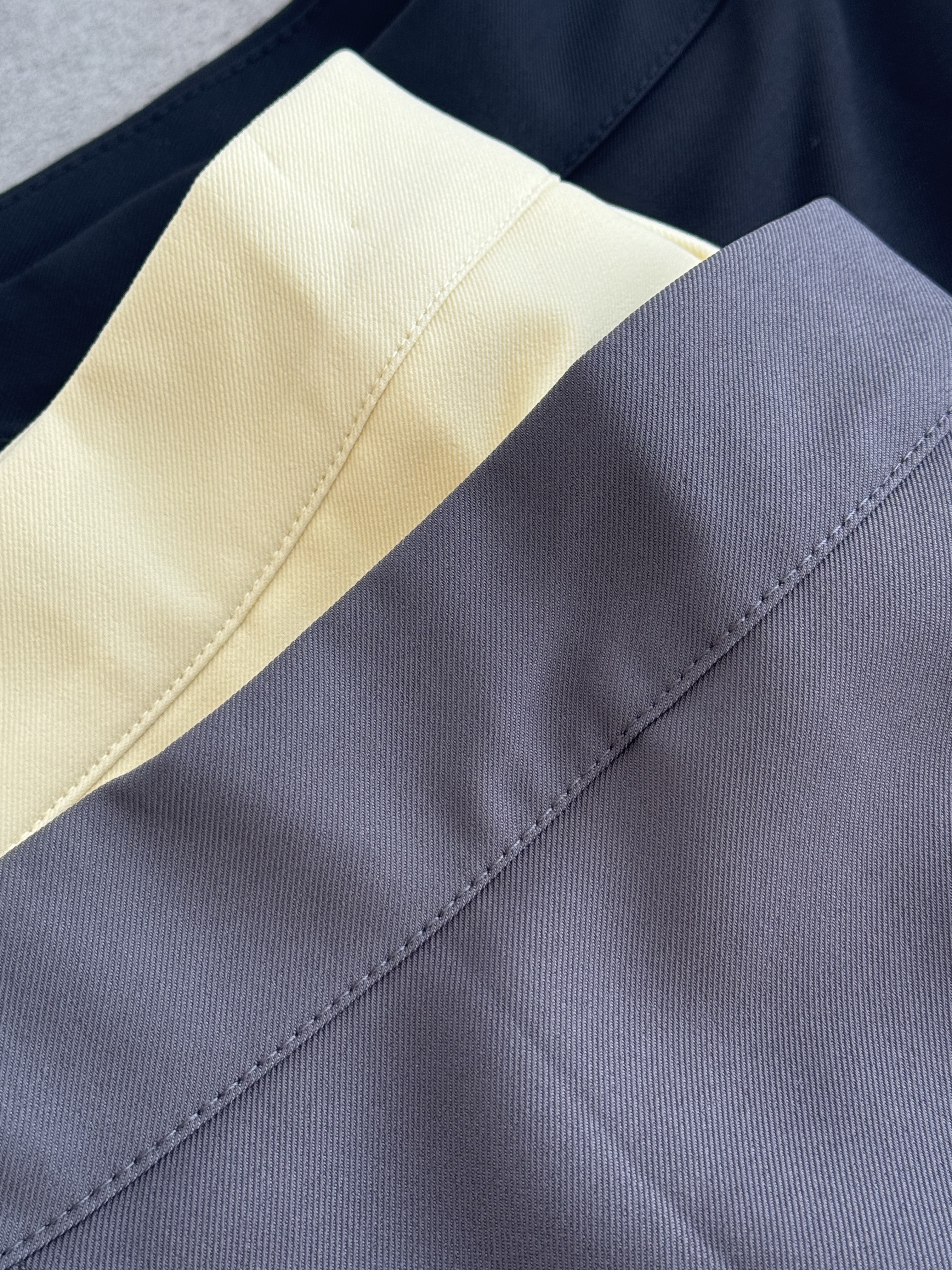 中间高开叉设计阔腿裤