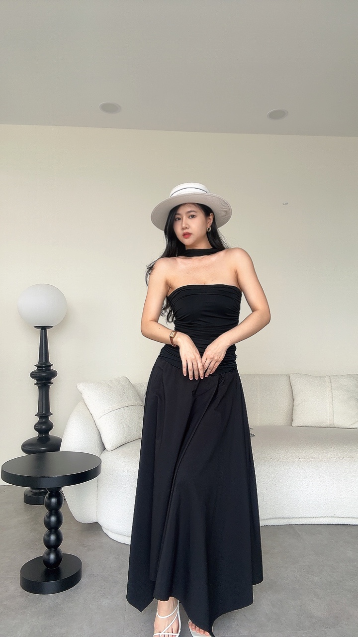 挂脖时尚皱褶飘逸感连身长裙