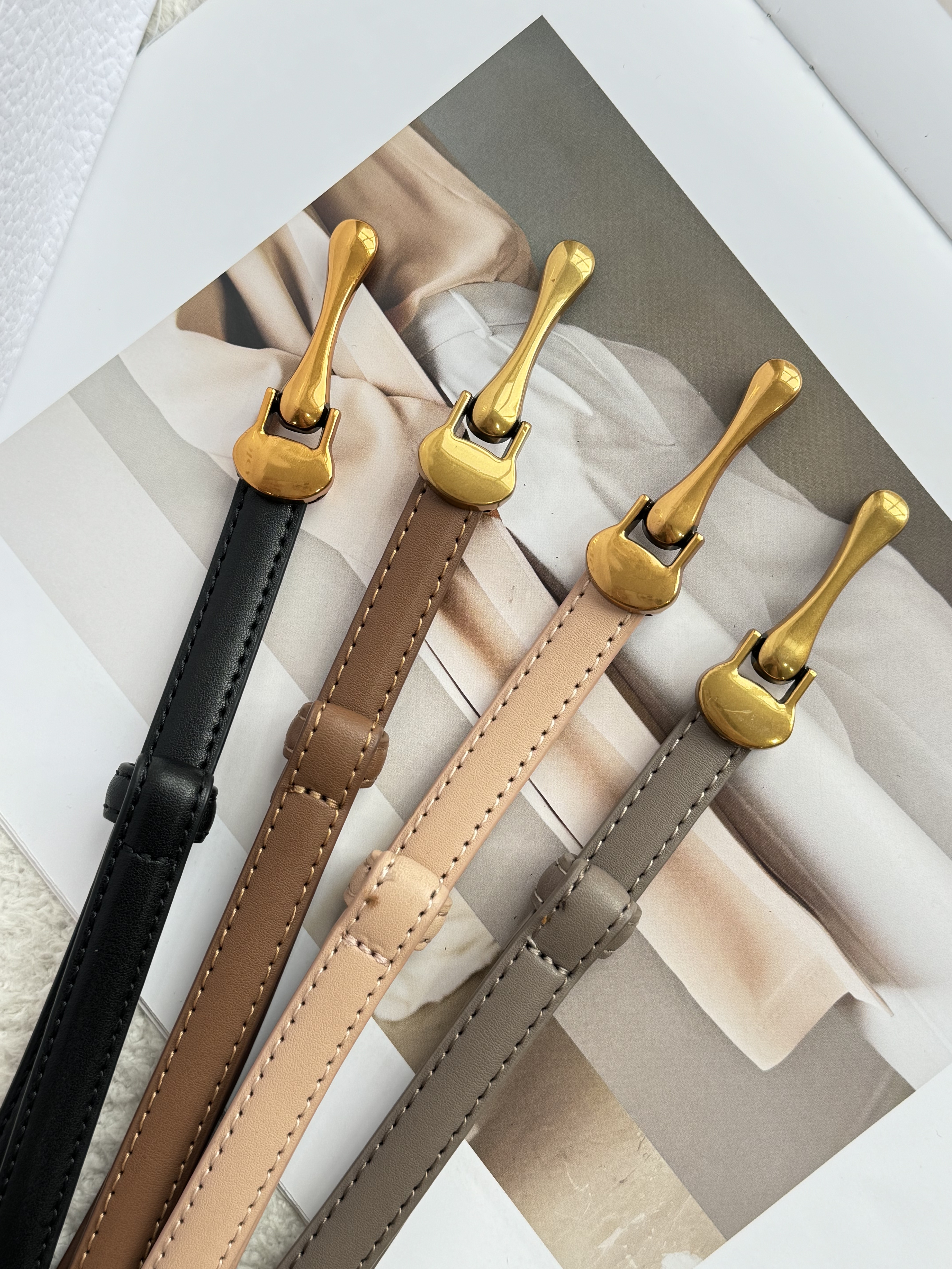 艺术骨骼扣设计可调节皮带1cm