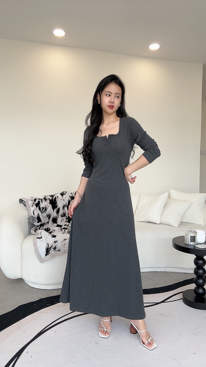 自带胸垫长袖长版连身裙