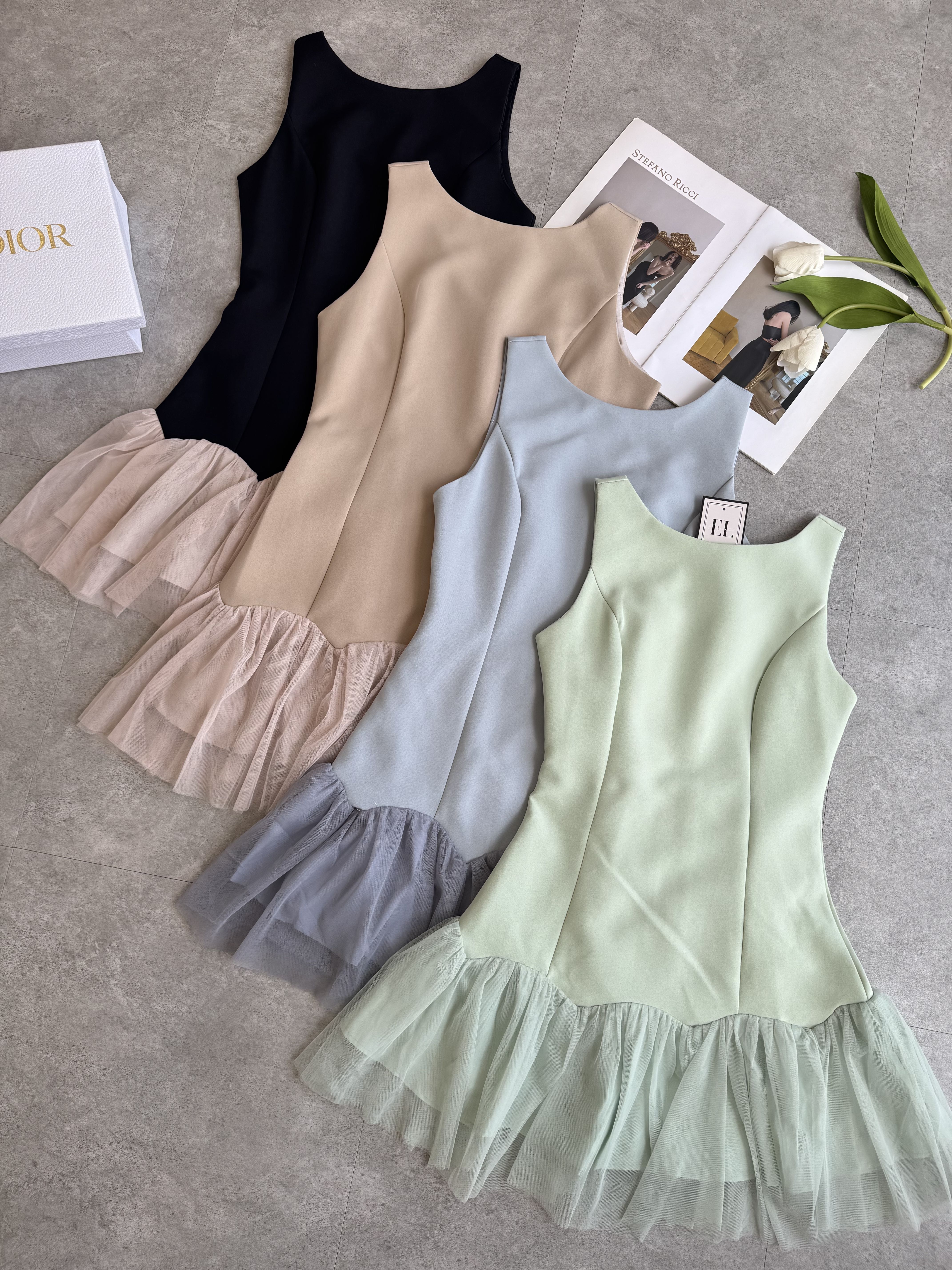 小纱裙拼接Elegant晚宴dress（连体）