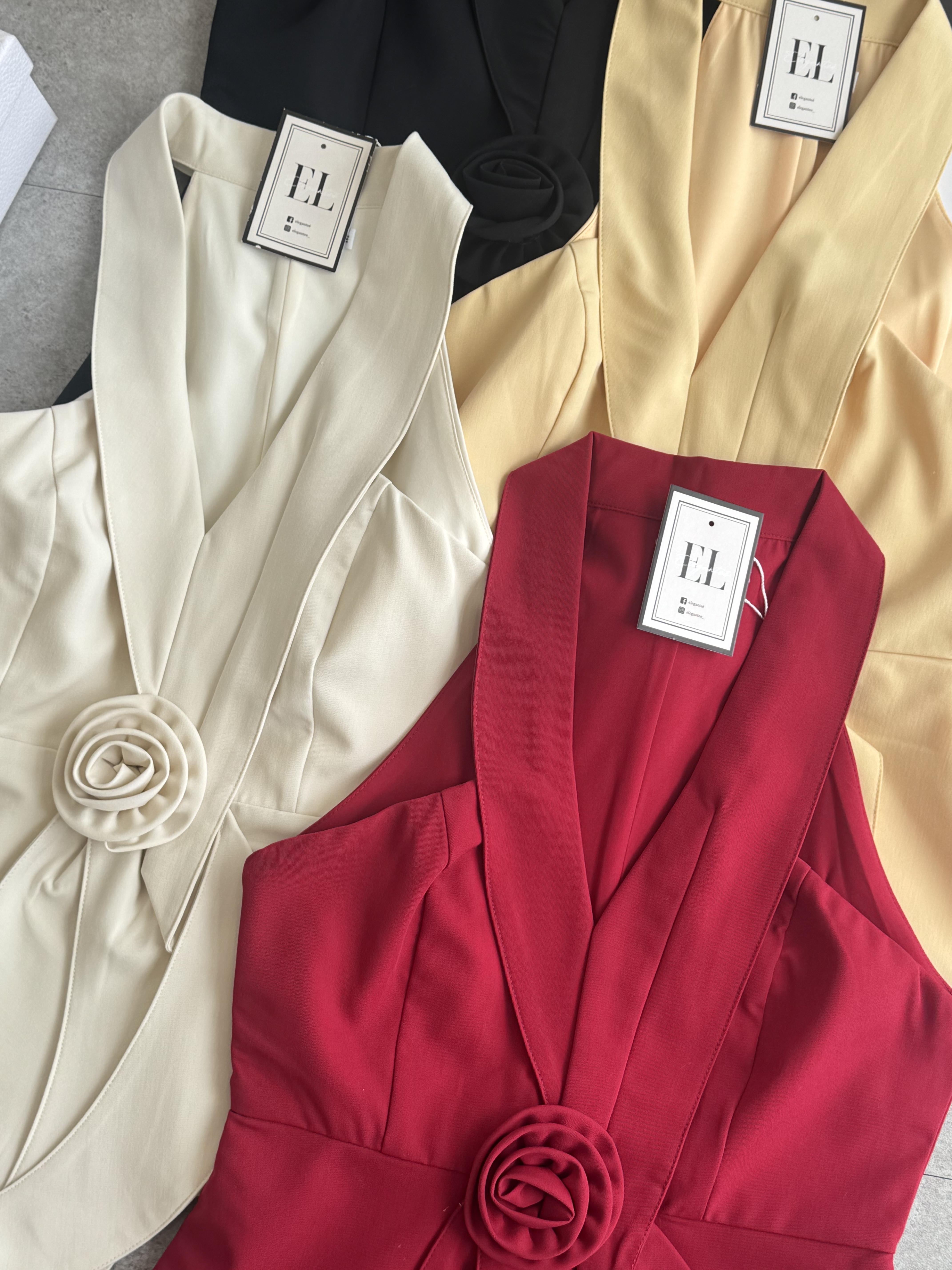 气质玫瑰斜尾挂脖Top