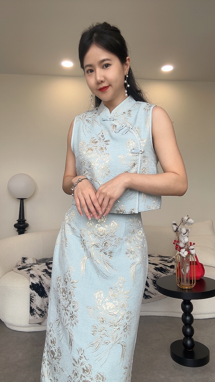 《新年》Elegant绒布长裙无袖套装