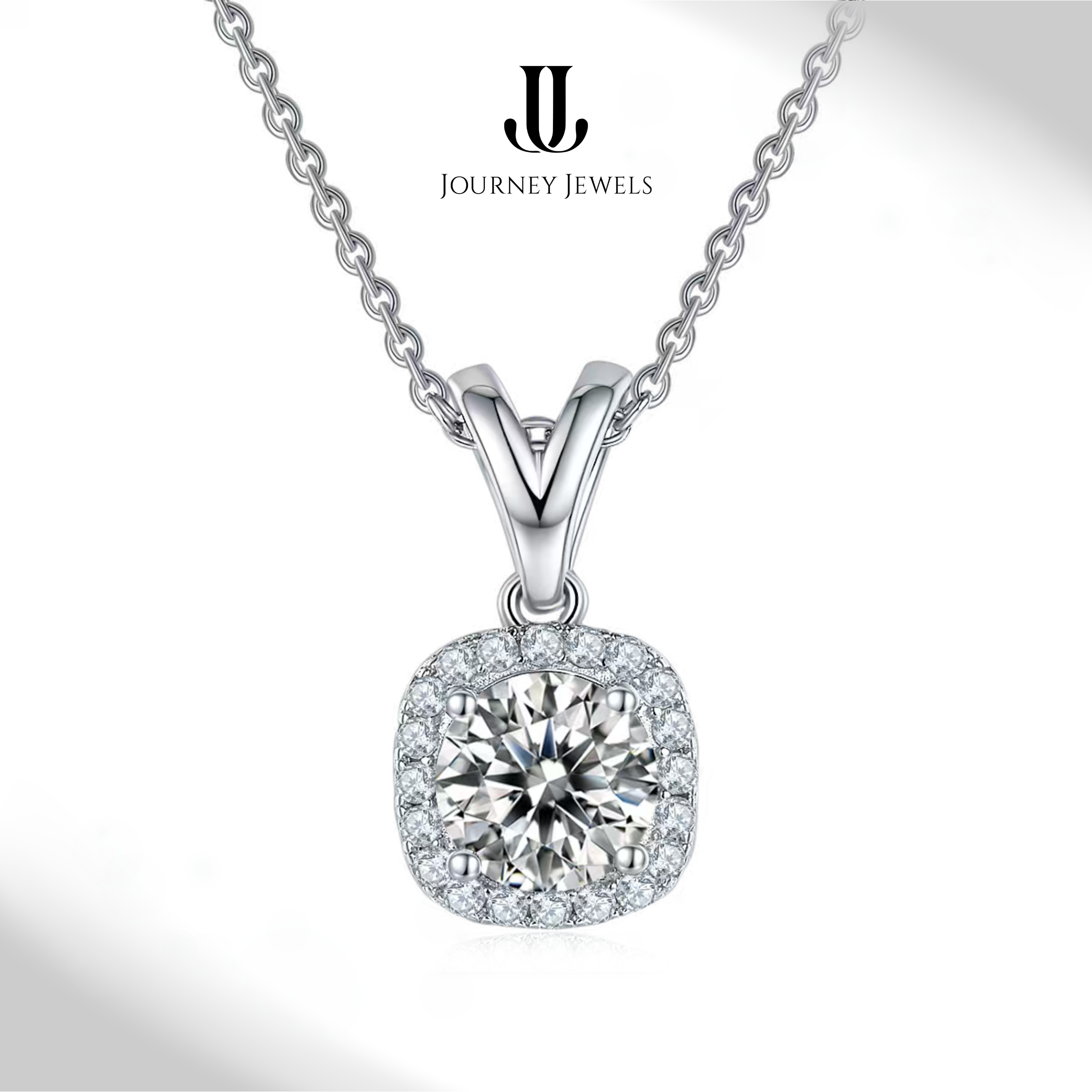 N18 - Majesty Square Pendant