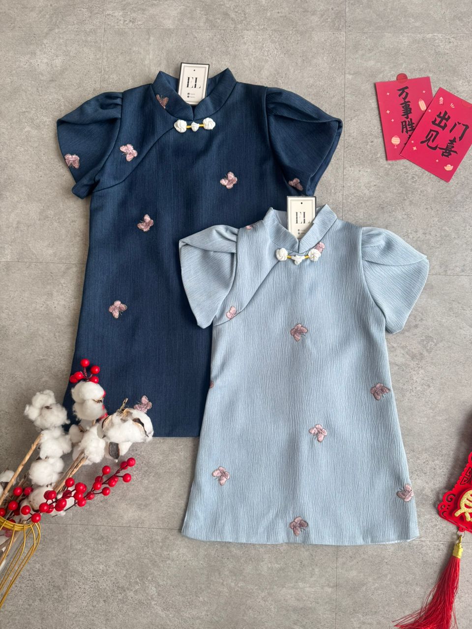 《女童》粉蝴蝶刺绣高质感纹理面料旗袍