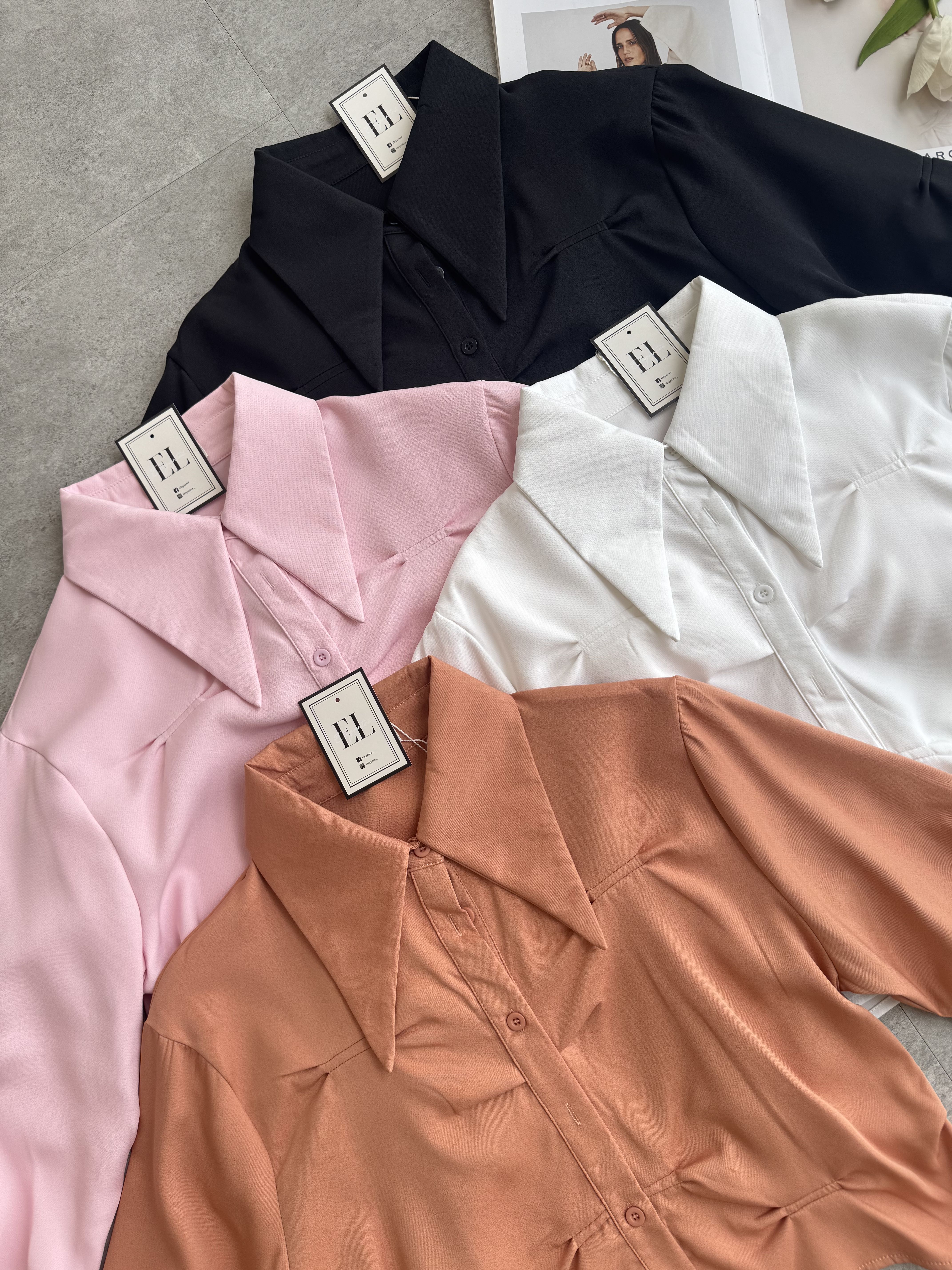 多层次折位尖领衬衫