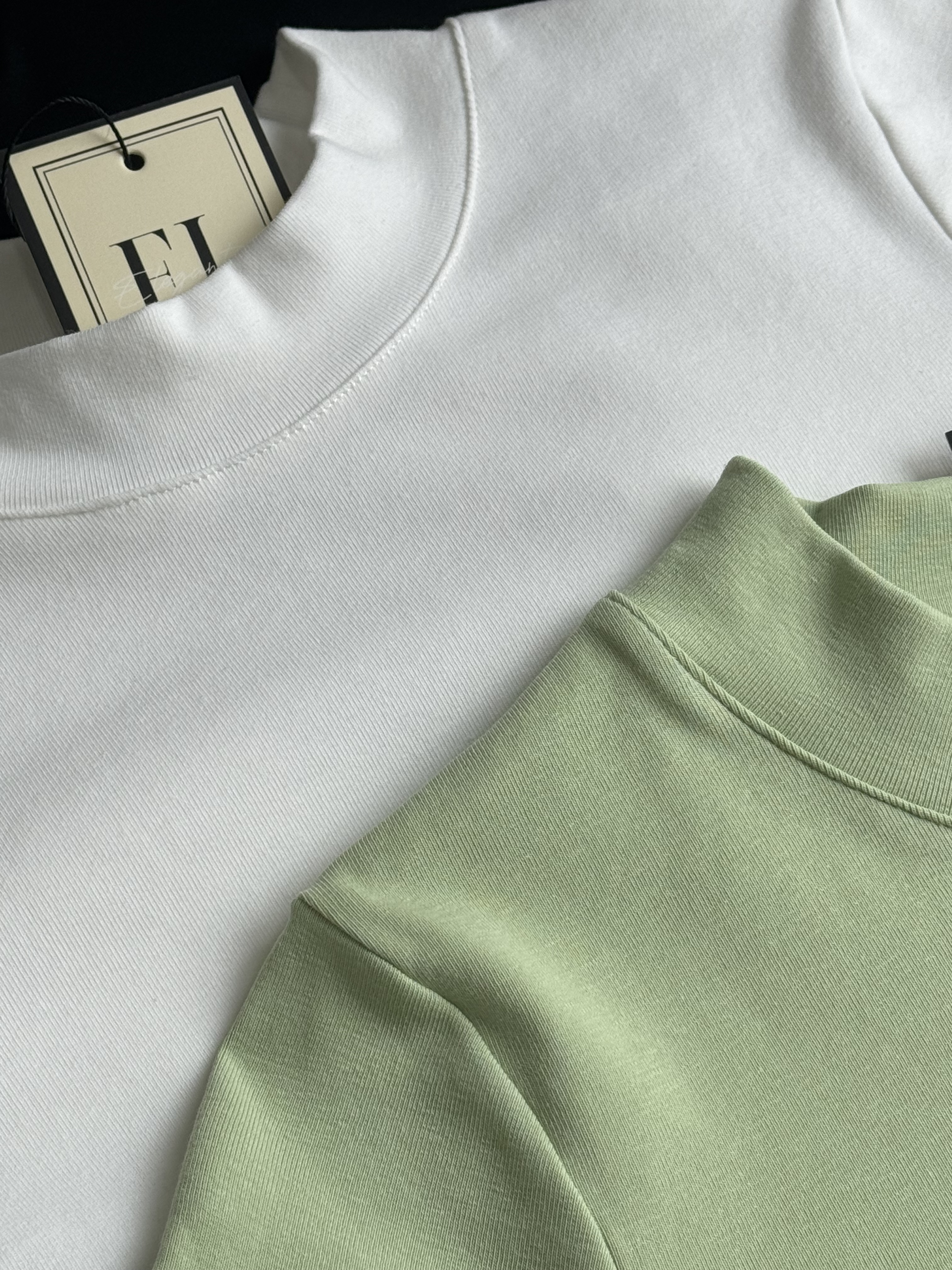 中袖版高雅圆领