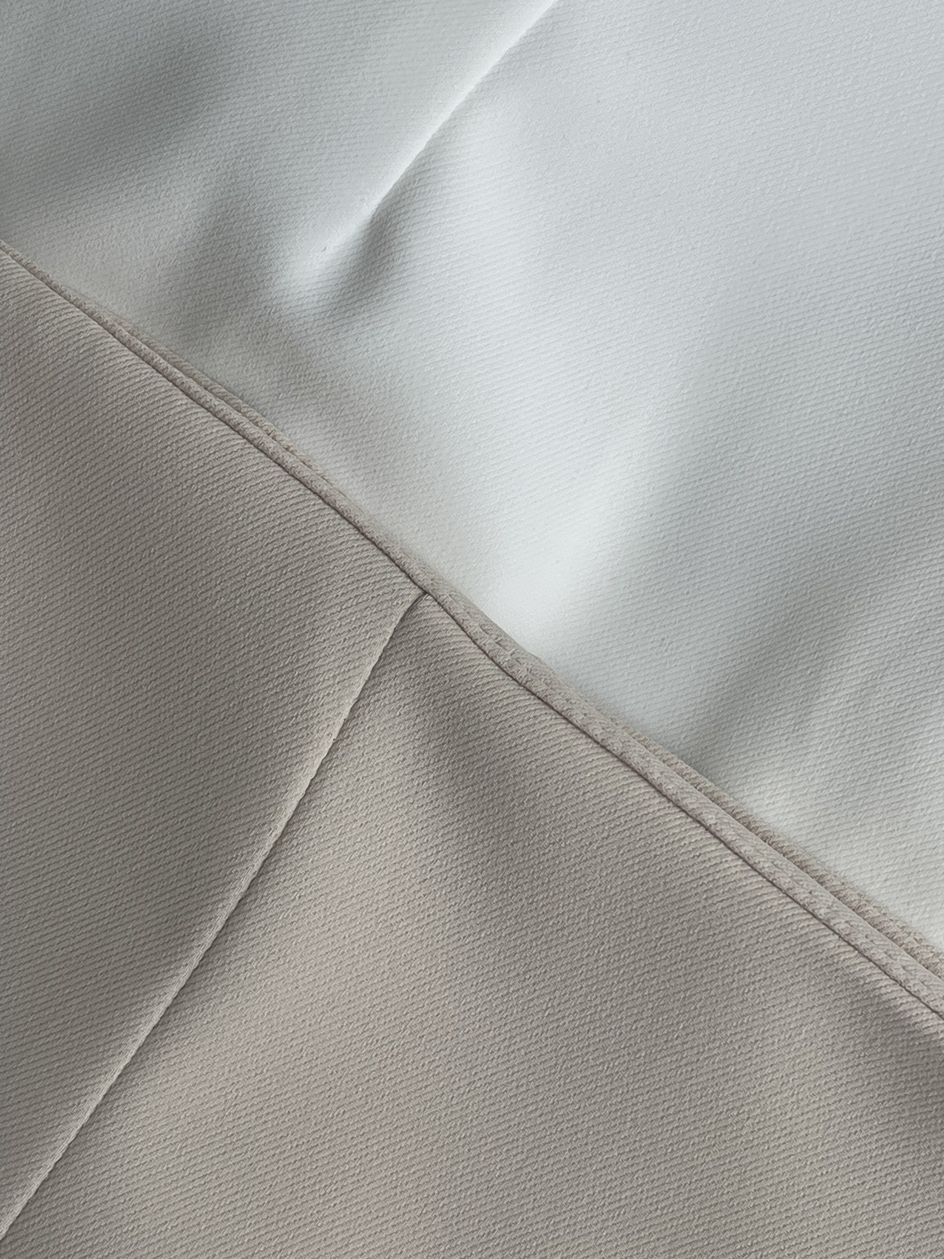B1928BEIGE