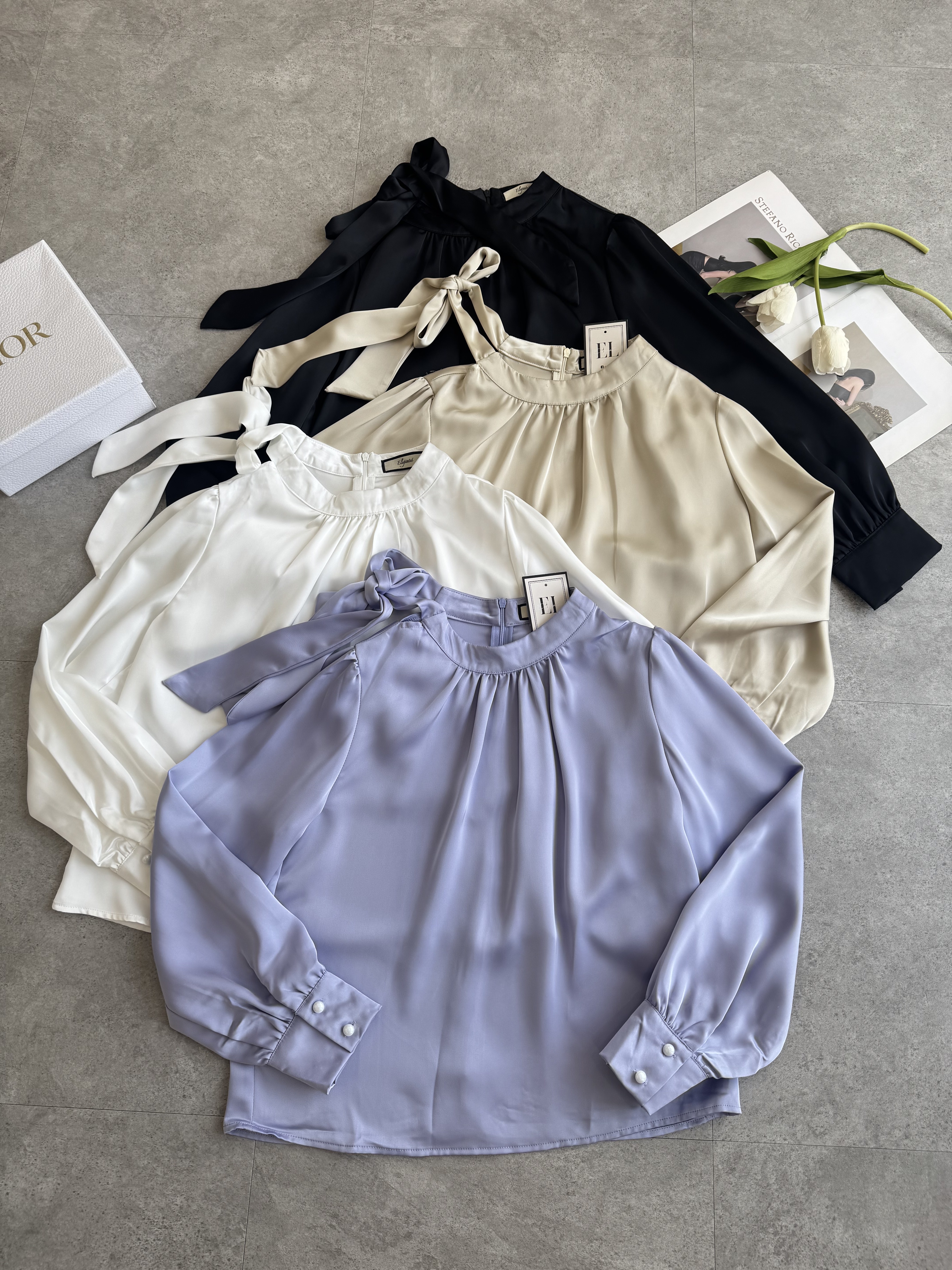 缎面长袖挂脖蝴蝶结