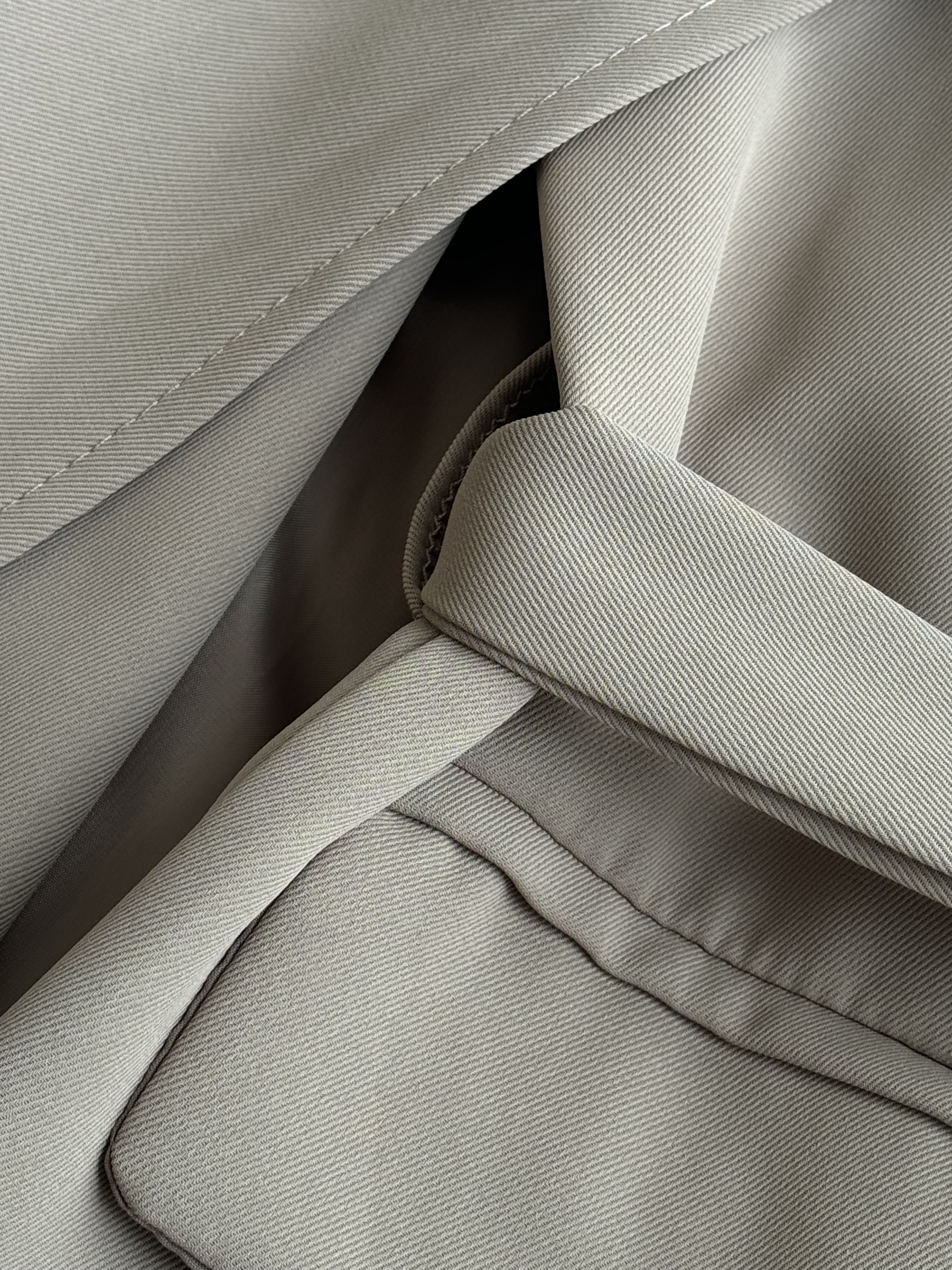 宫廷风斗风式中长版风衣