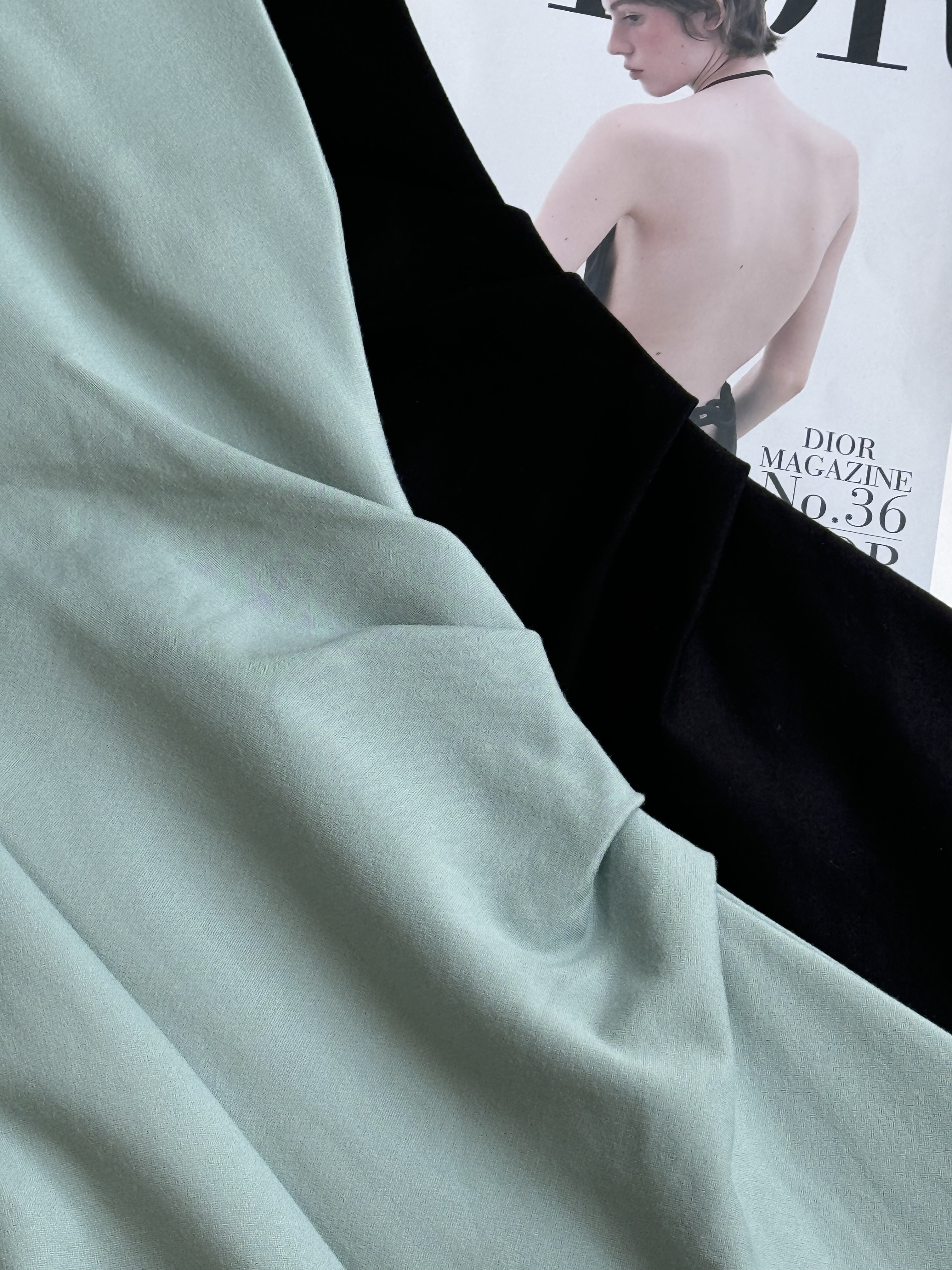 优雅收腰皱褶连身裙