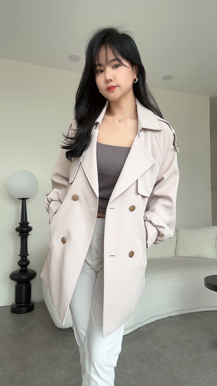 可爱泡芙袖风衣