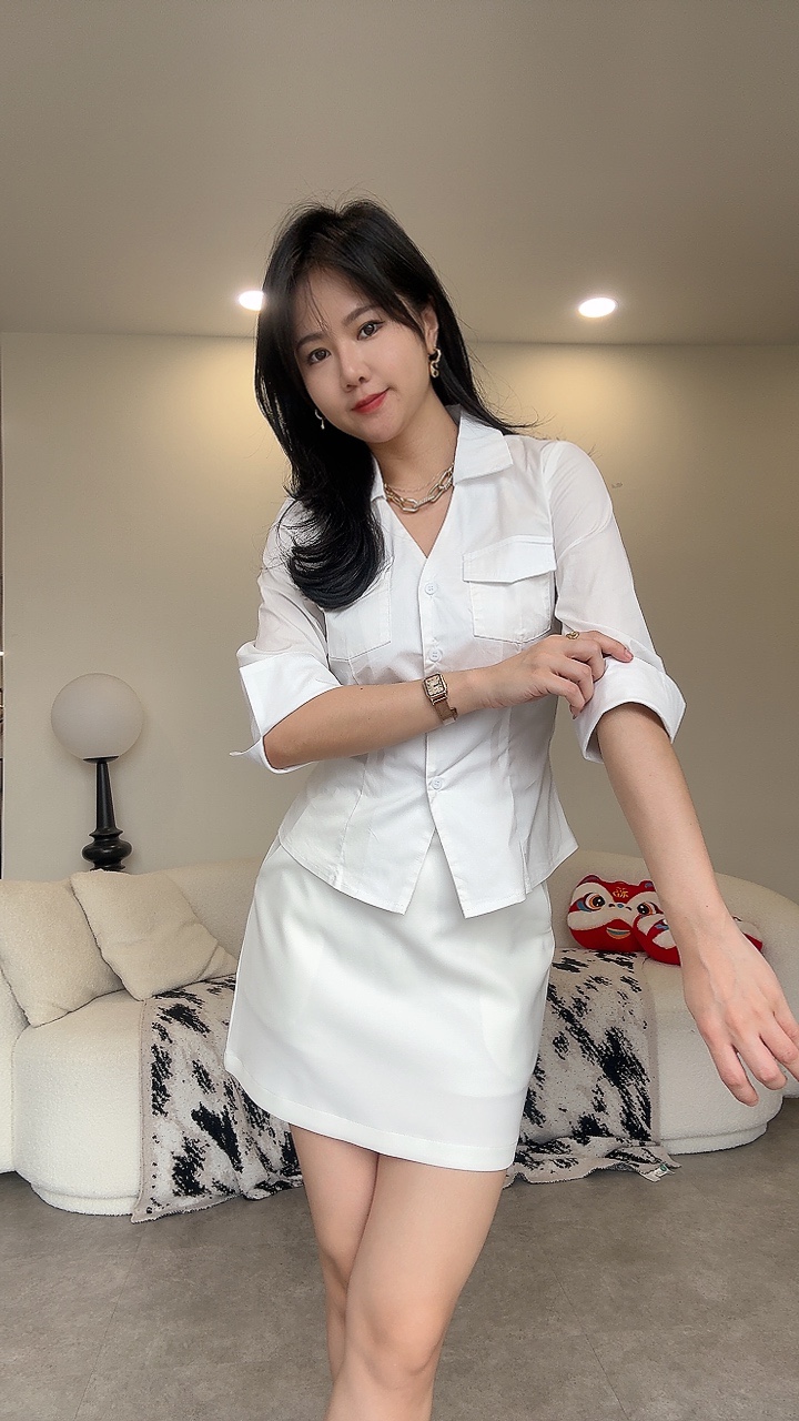 修身版中袖衬衫套装