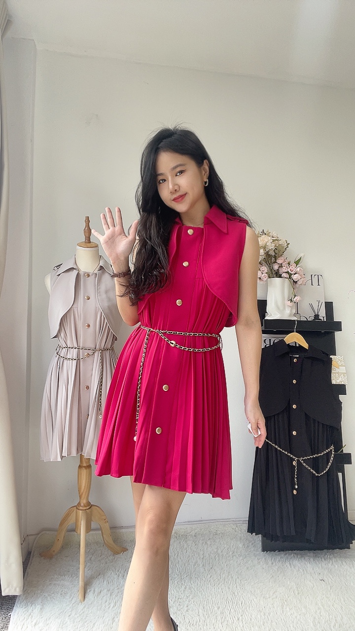 无袖斗风设计百褶连身裙（附送腰链）