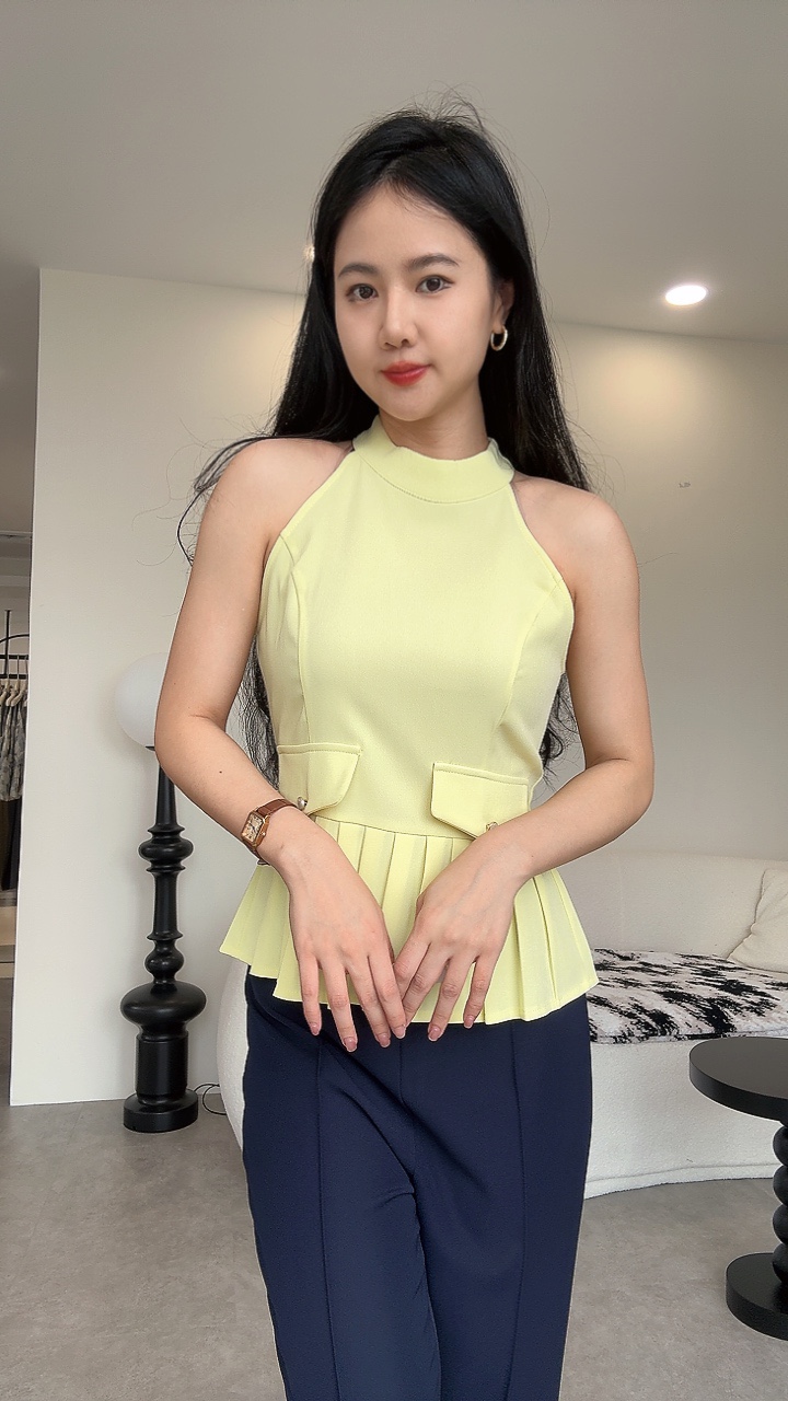 削尖百褶peplum top