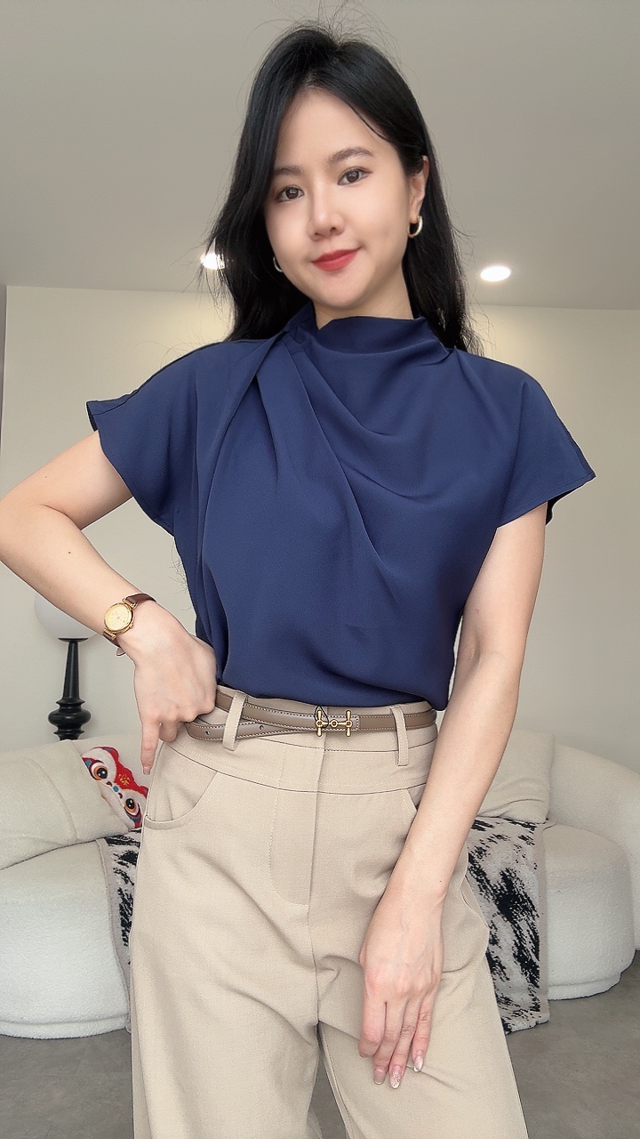 法式单边折高领落肩袖Top