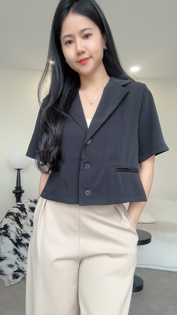 滑面短袖小外套