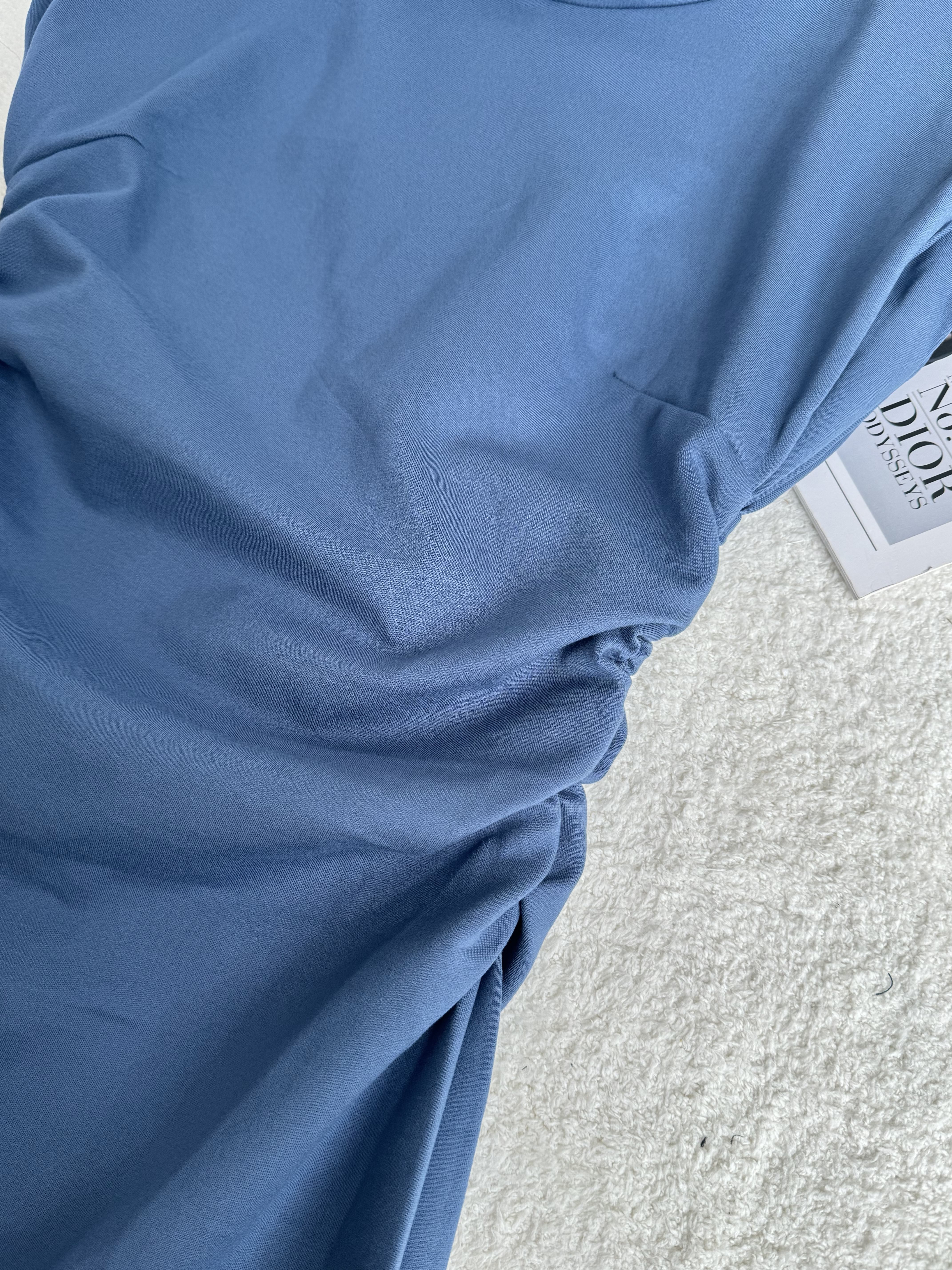 垫肩收腰连身裙