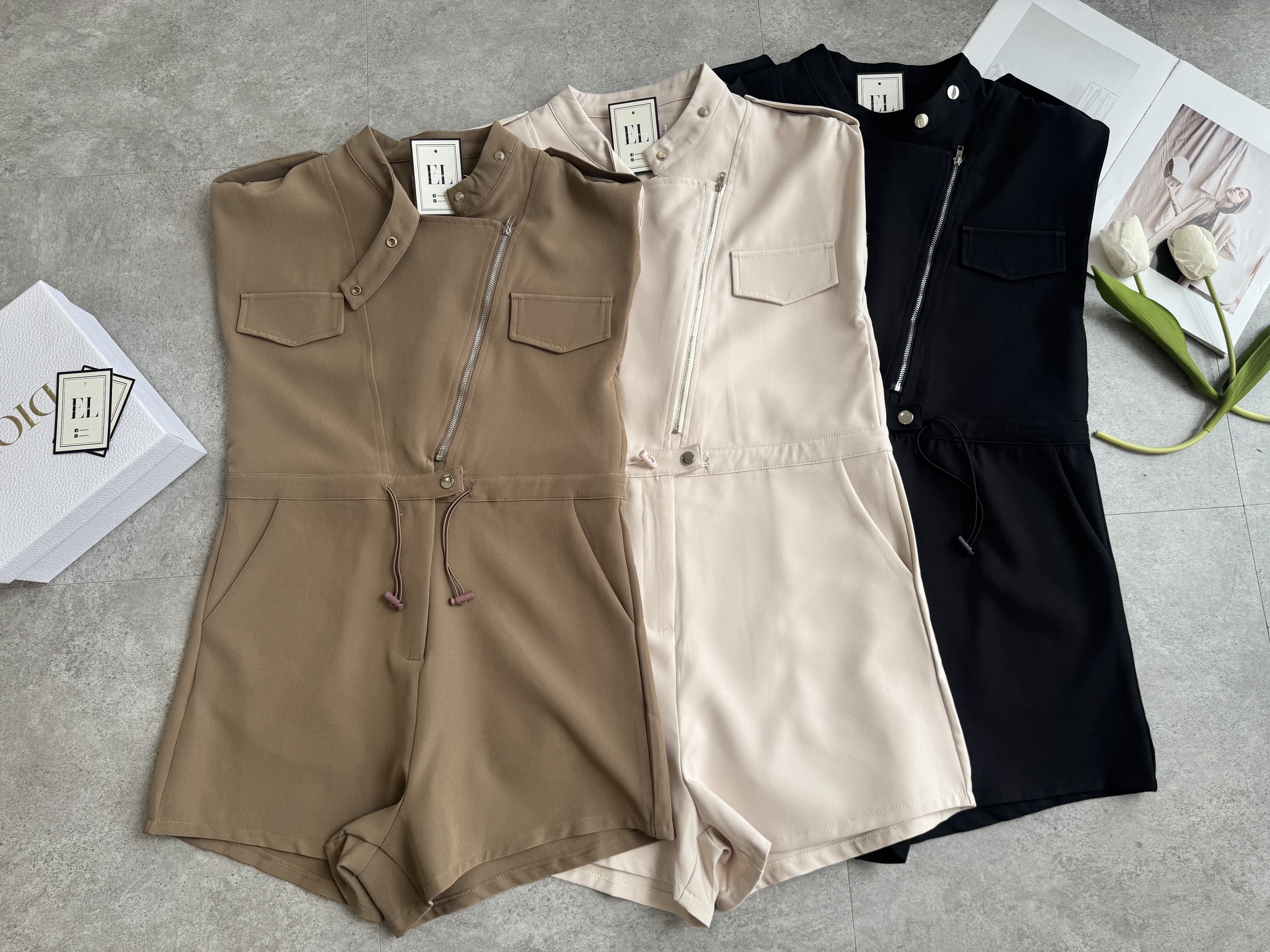 CoolGirl拉链Neck银扣连体裤