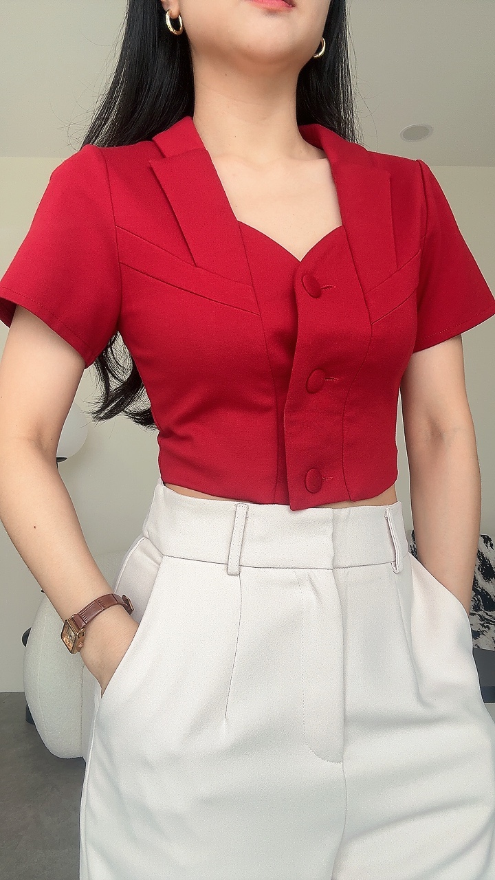 复古圆钮罗马料短袖上衣