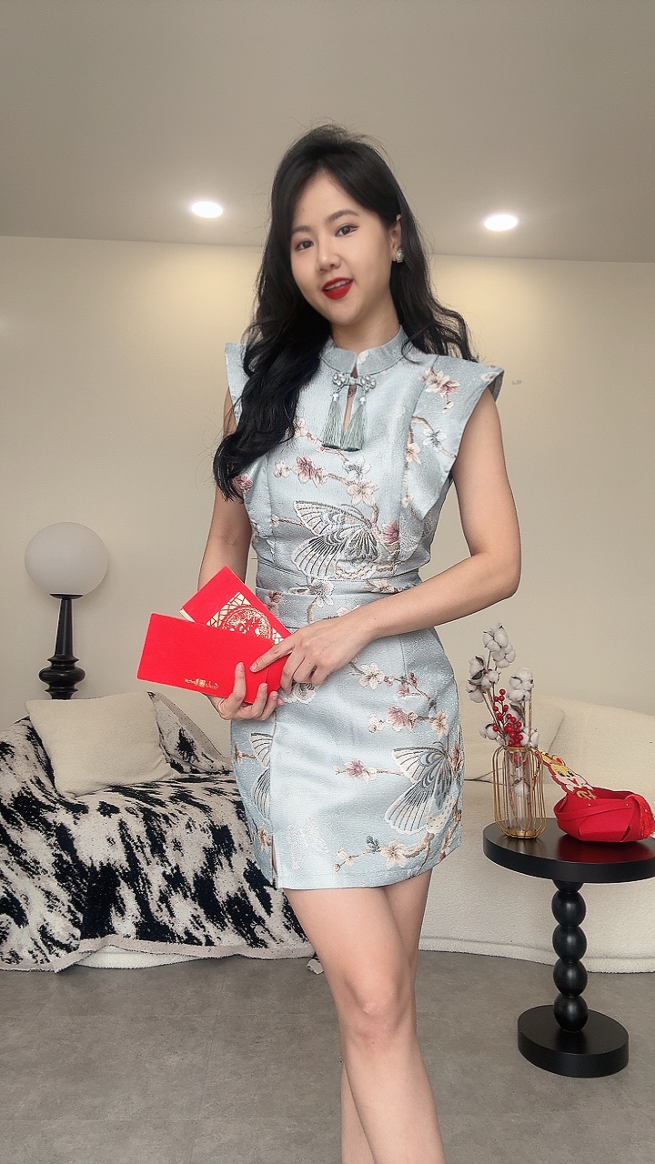 蝴蝶绣流苏直角袖旗袍套装