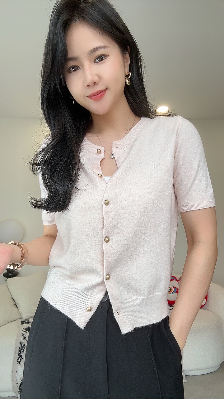 针织金纽Cardigan