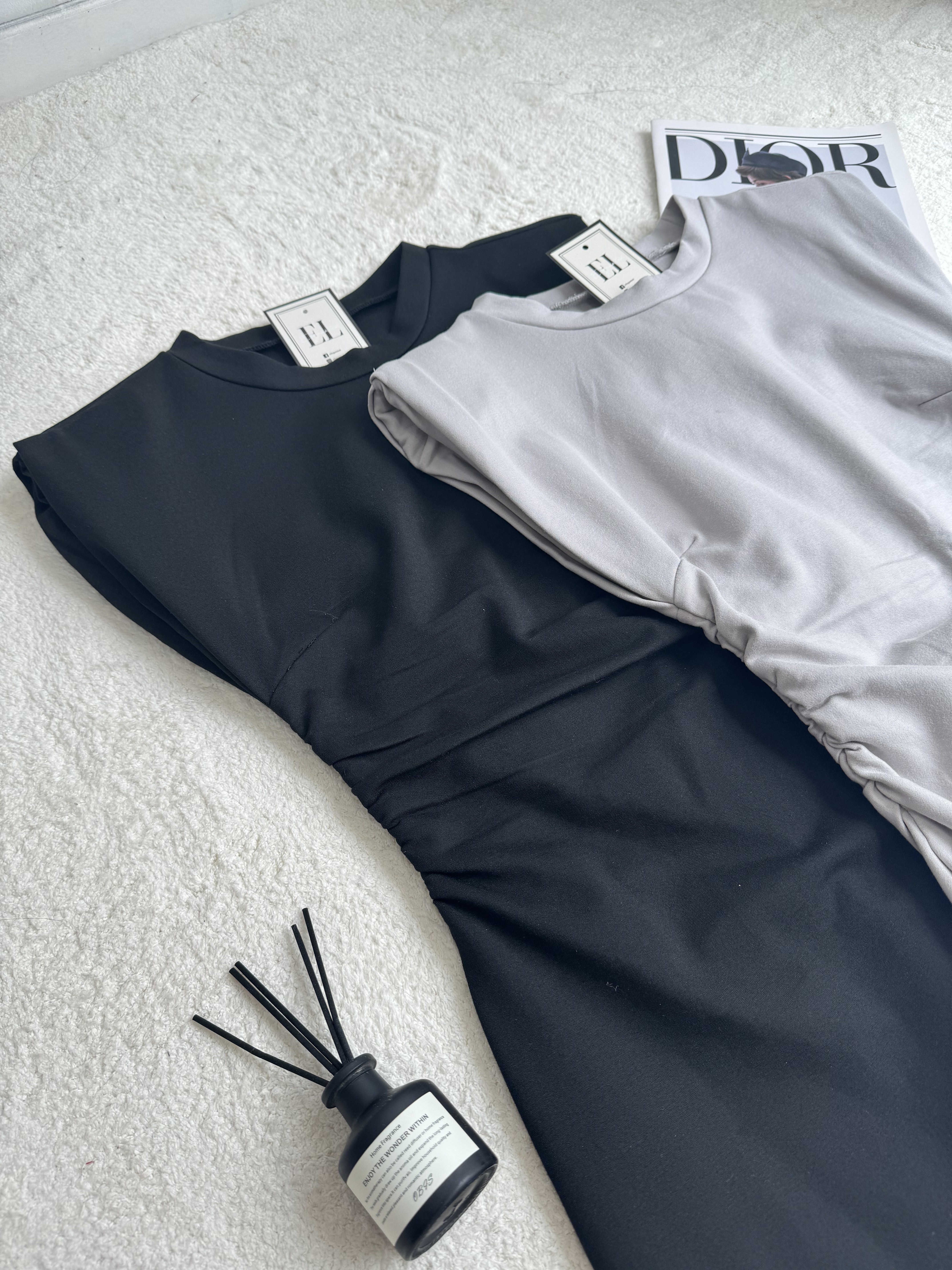 垫肩收腰连身裙