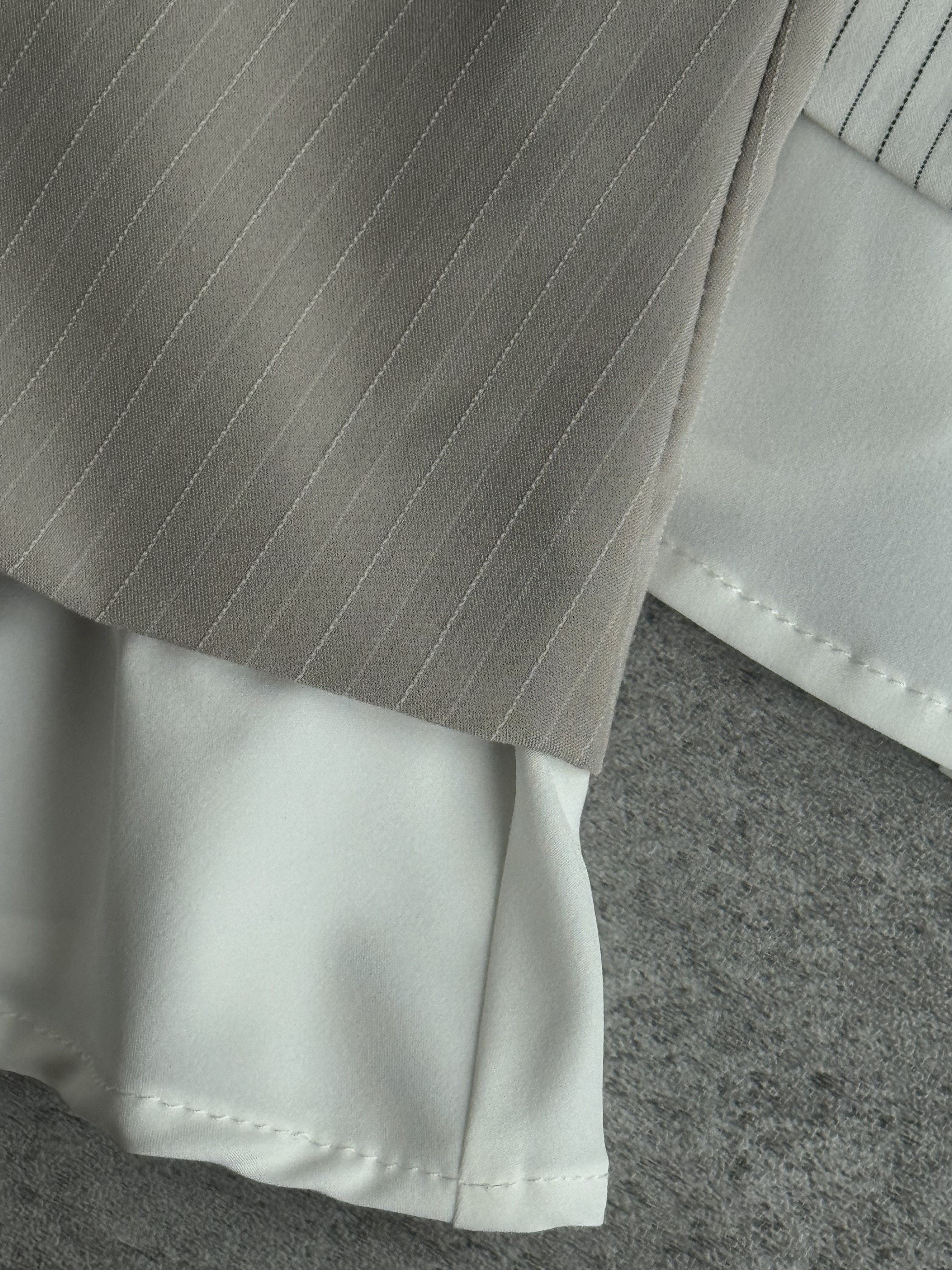 假两件线条马甲