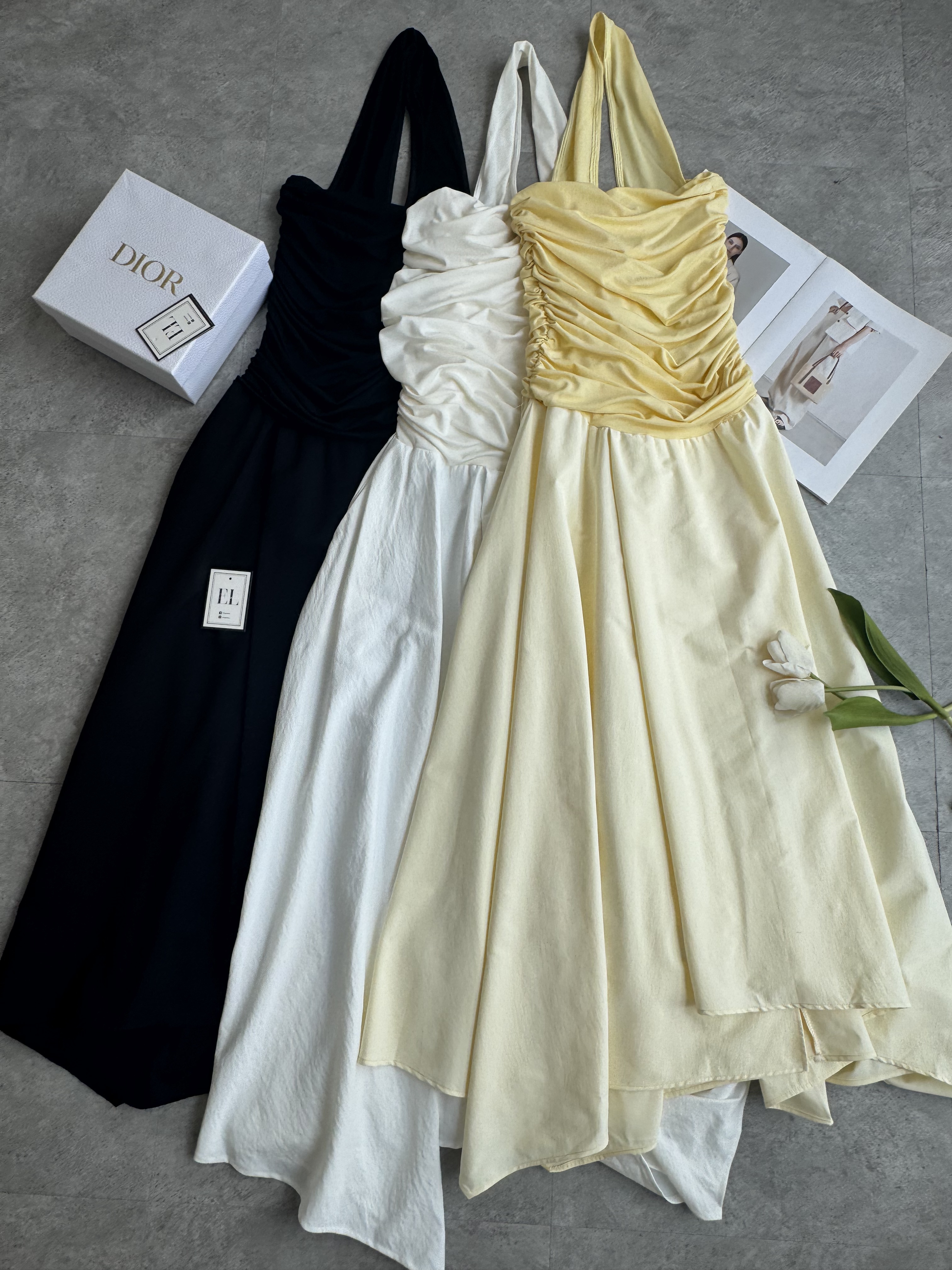 挂脖时尚皱褶飘逸感连身长裙