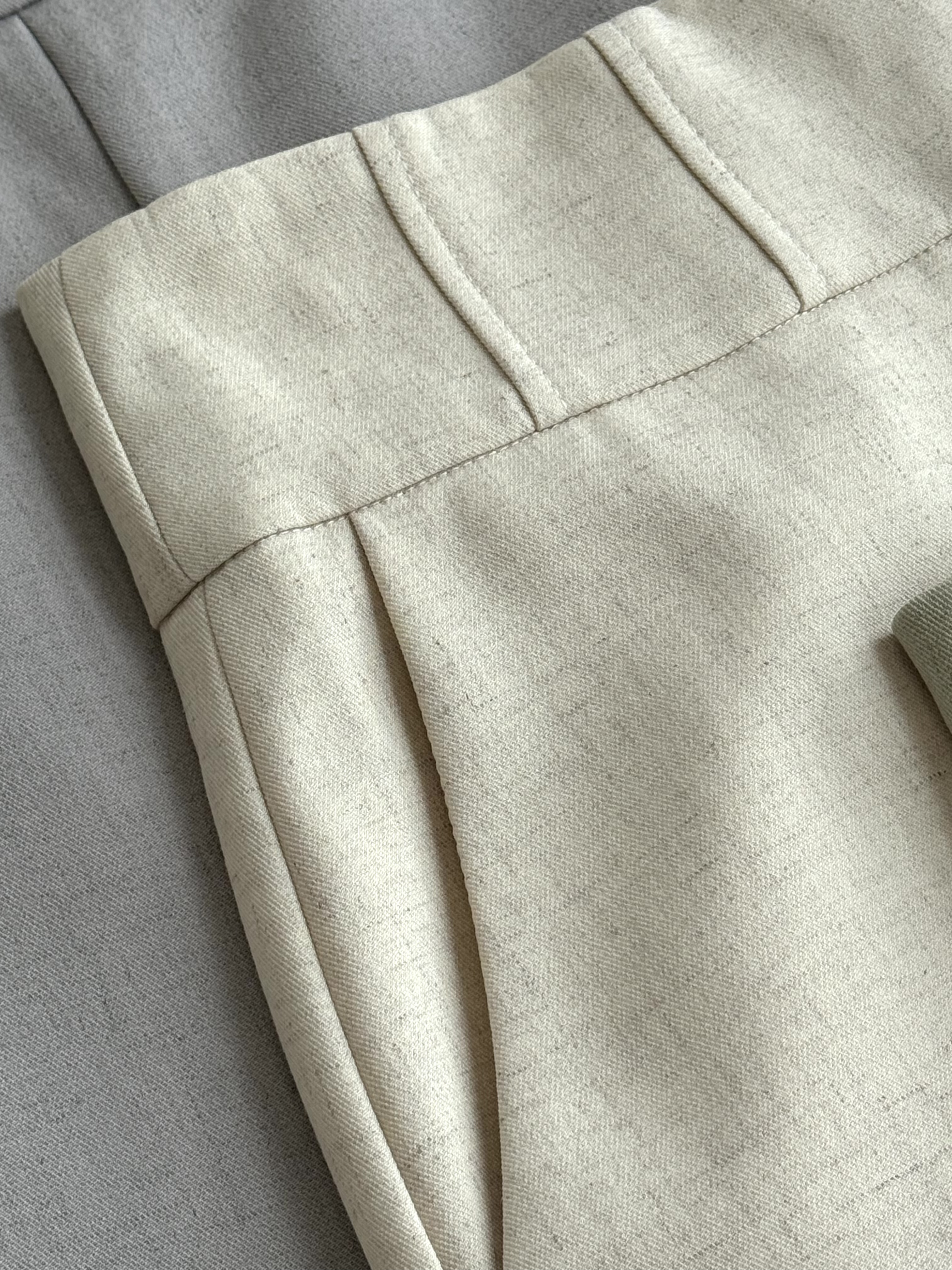 《高级系列》 西装纹路4折线设计短裤