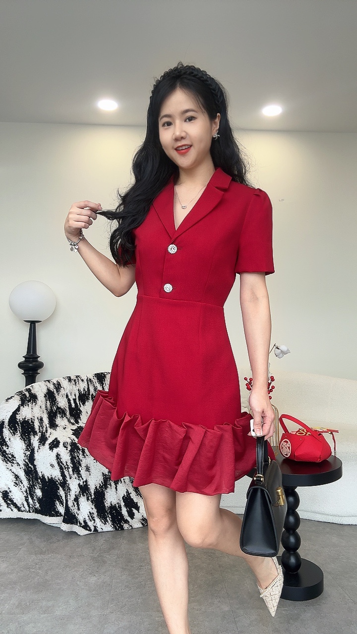 名媛水晶百褶纱尾短袖Dinner Dress