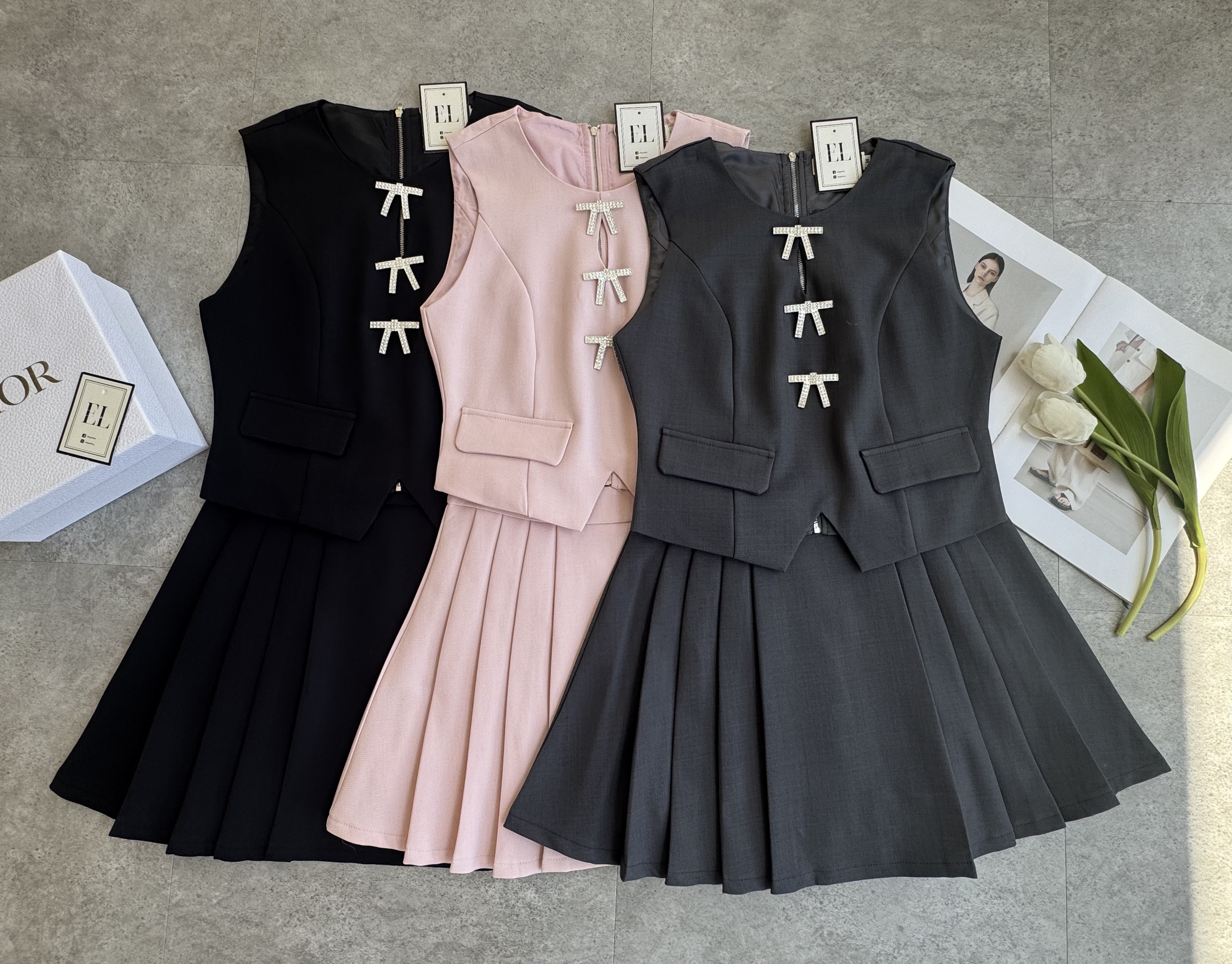 3🎀钻马甲百褶裙套装